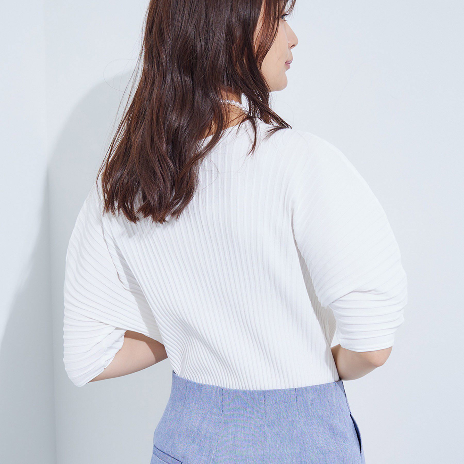INDIVI「【二の腕カバー／スタイルアップ】ドライタッチストレッチニット」|Tシャツ・カットソー|