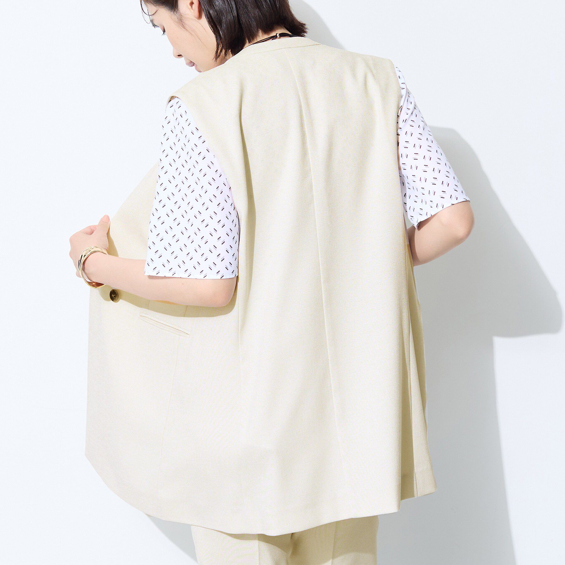 INDIVI「【SETUP可能／快適／シワになりにくい】リネンライクジレ」|ベスト・ジレ|