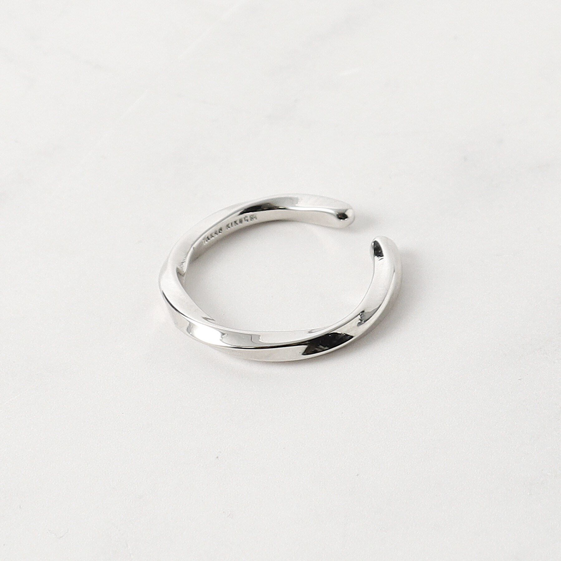 TAKEO KIKUCHI「ツイストイヤーカフ」|ピアス|