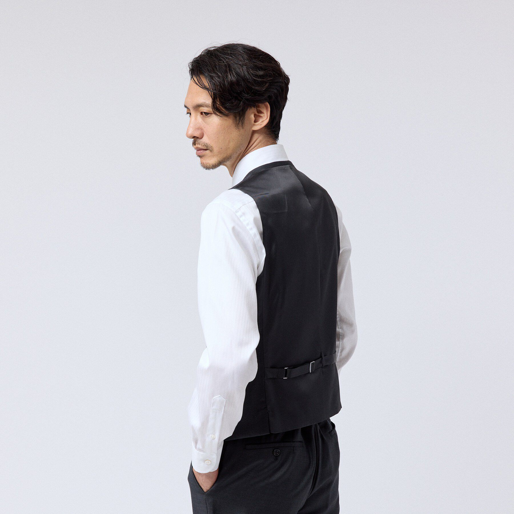 TAKEO KIKUCHI「シャイニー シャーク ピンヘッド ベスト」|スーツ|