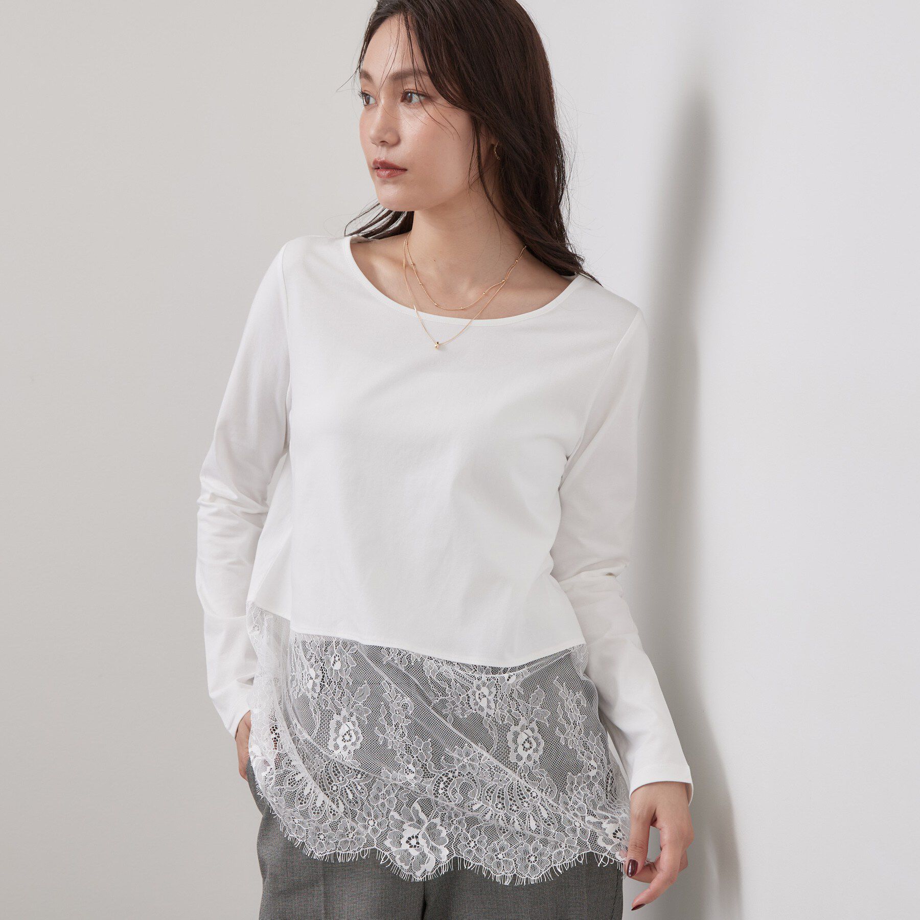OPAQUE.CLIP「裾レースドッキングカットソー【洗濯機OK】」|Tシャツ・カットソー|ホワイト(101)