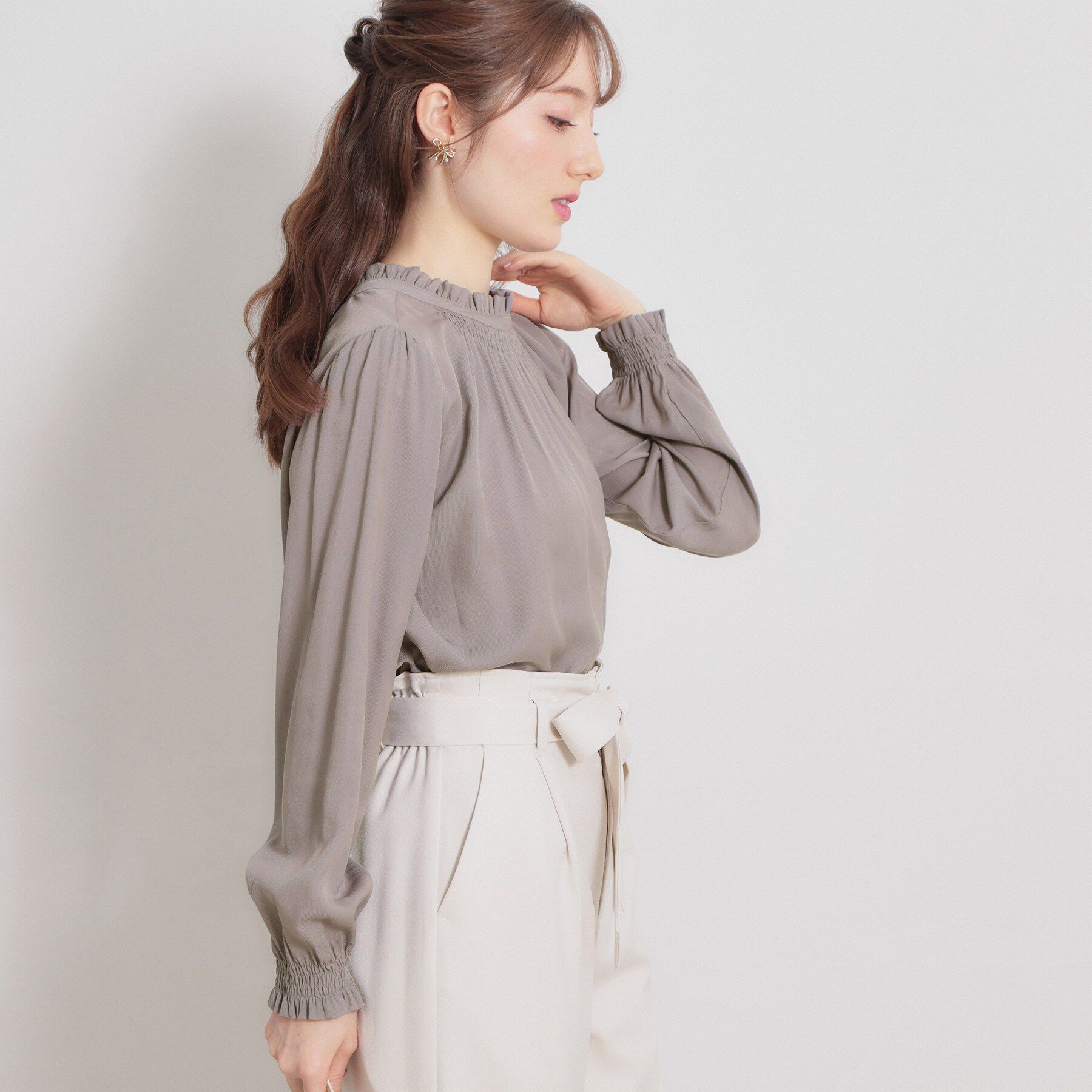 Couture broach「【前後2WAY・洗える】RTピケ リボン ブラウス」|シャツ・ブラウス|