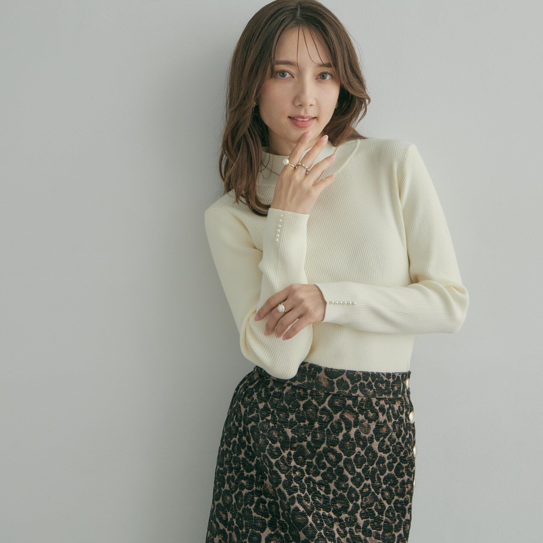Couture broach「【大人フェミニンのBASIC】パール調リブニット【吸湿発熱・静電気防止・抗菌防臭・洗濯機可】」|ニット・セーター|