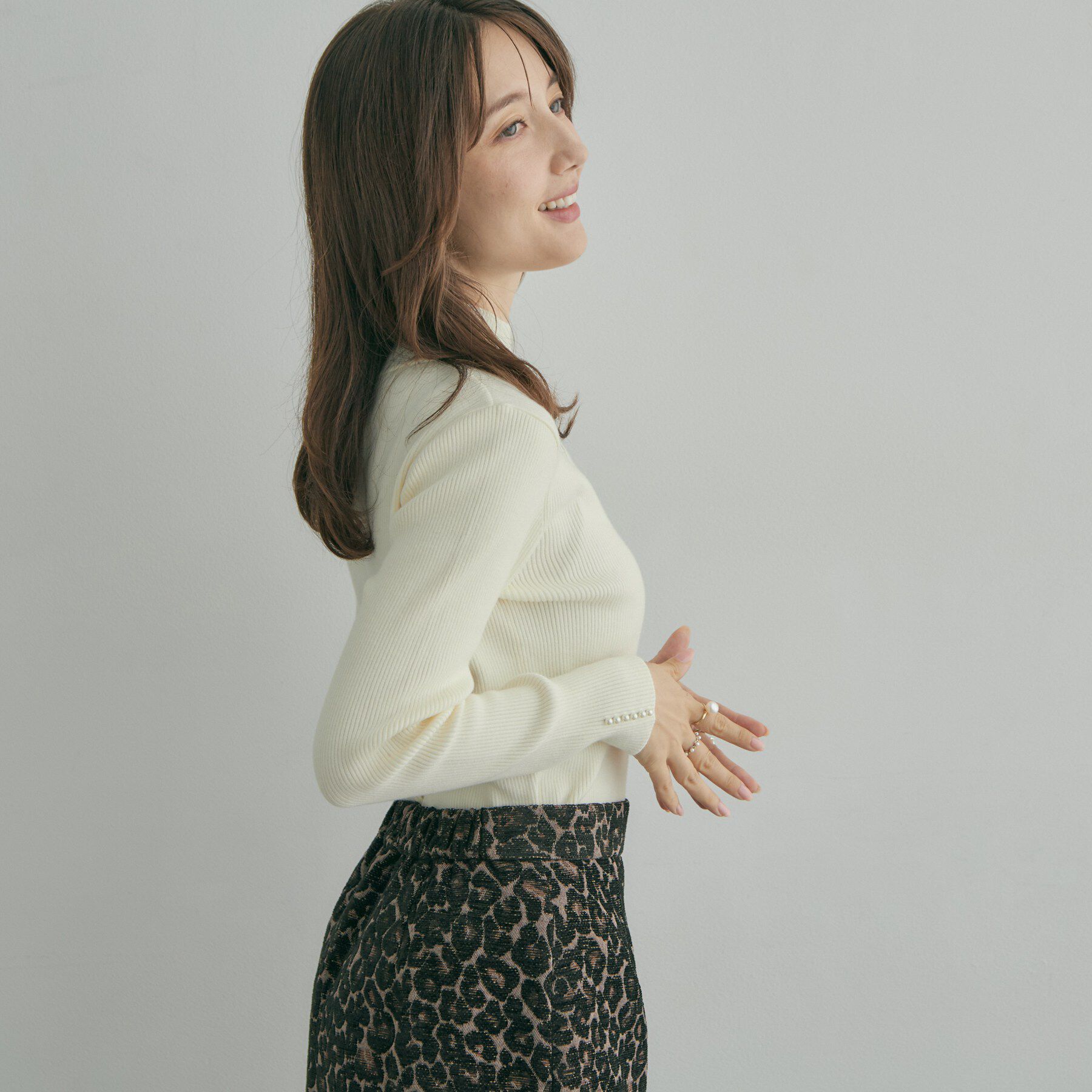 Couture broach「【大人フェミニンのBASIC】パール調リブニット【吸湿発熱・静電気防止・抗菌防臭・洗濯機可】」|ニット・セーター|