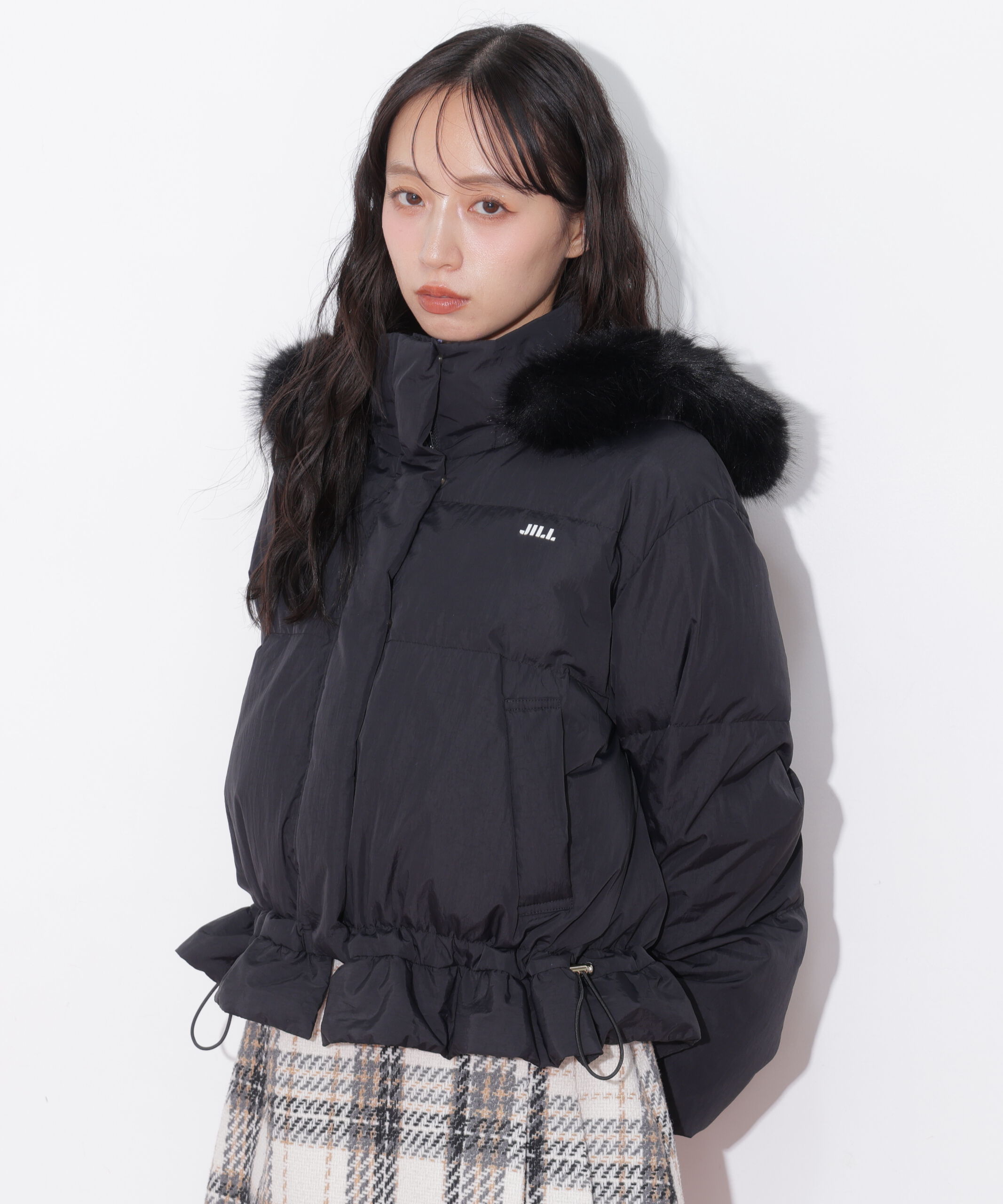  「フェイクファー付きペプラムショートダウン 26AW」|その他|