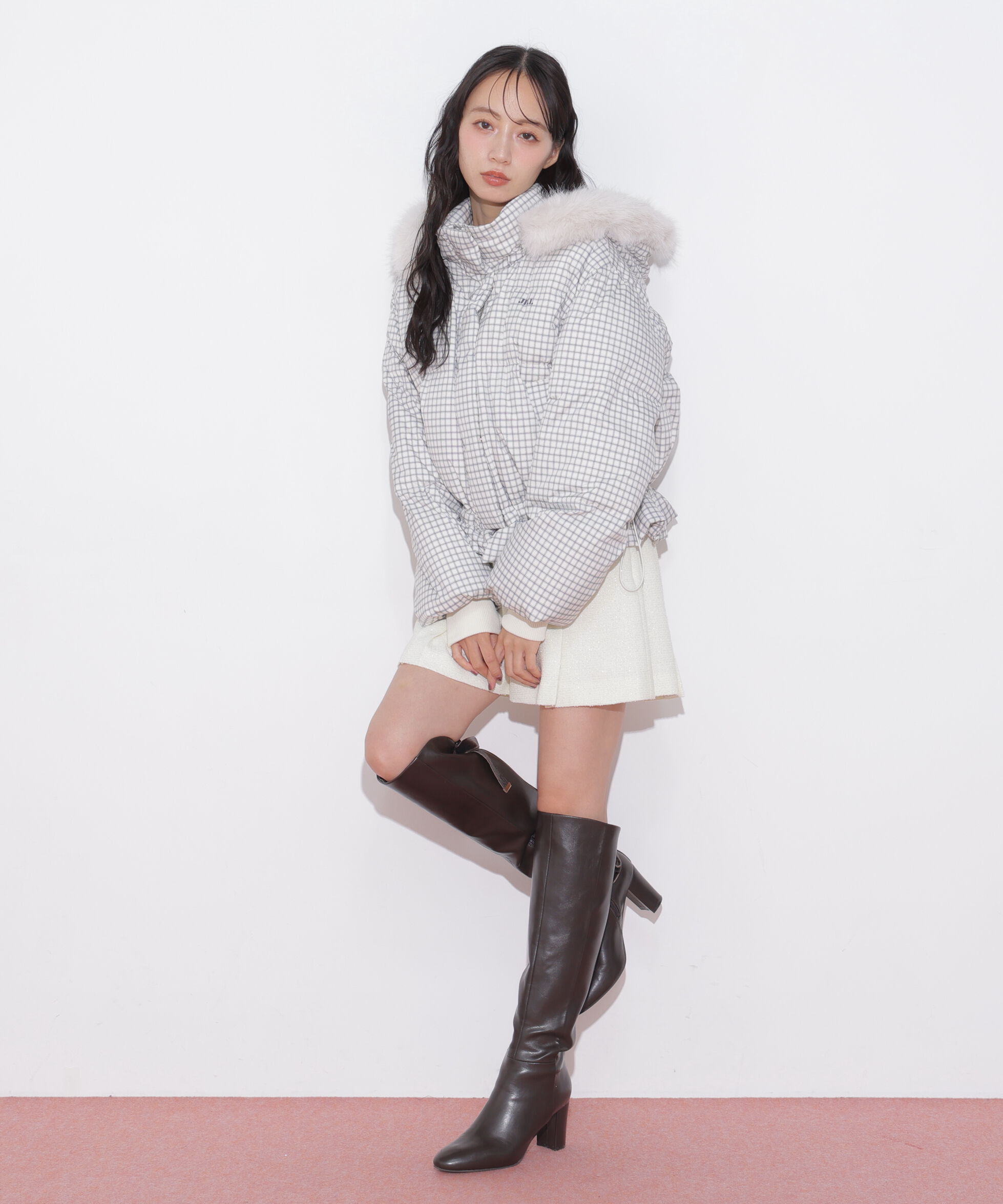  「フェイクファー付きペプラムショートダウン 26AW」|その他|