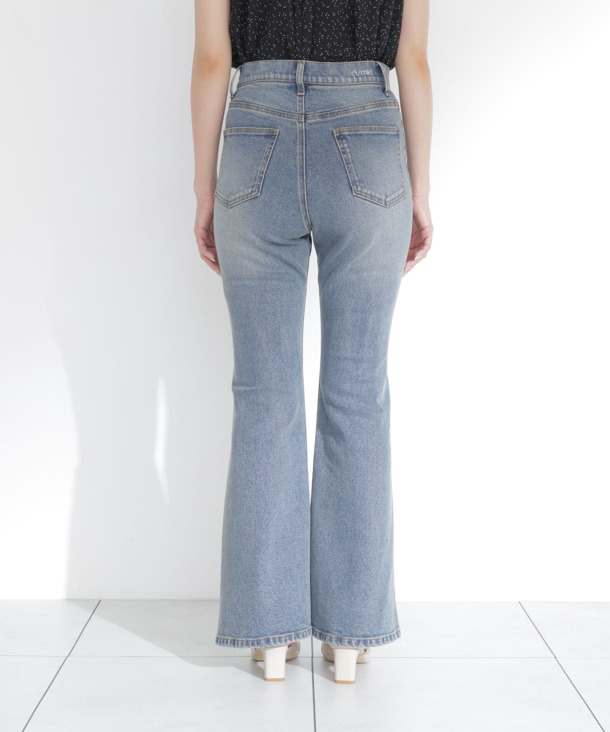  「＜a/mie＞フレアーデニムパンツ 26AW」|その他|