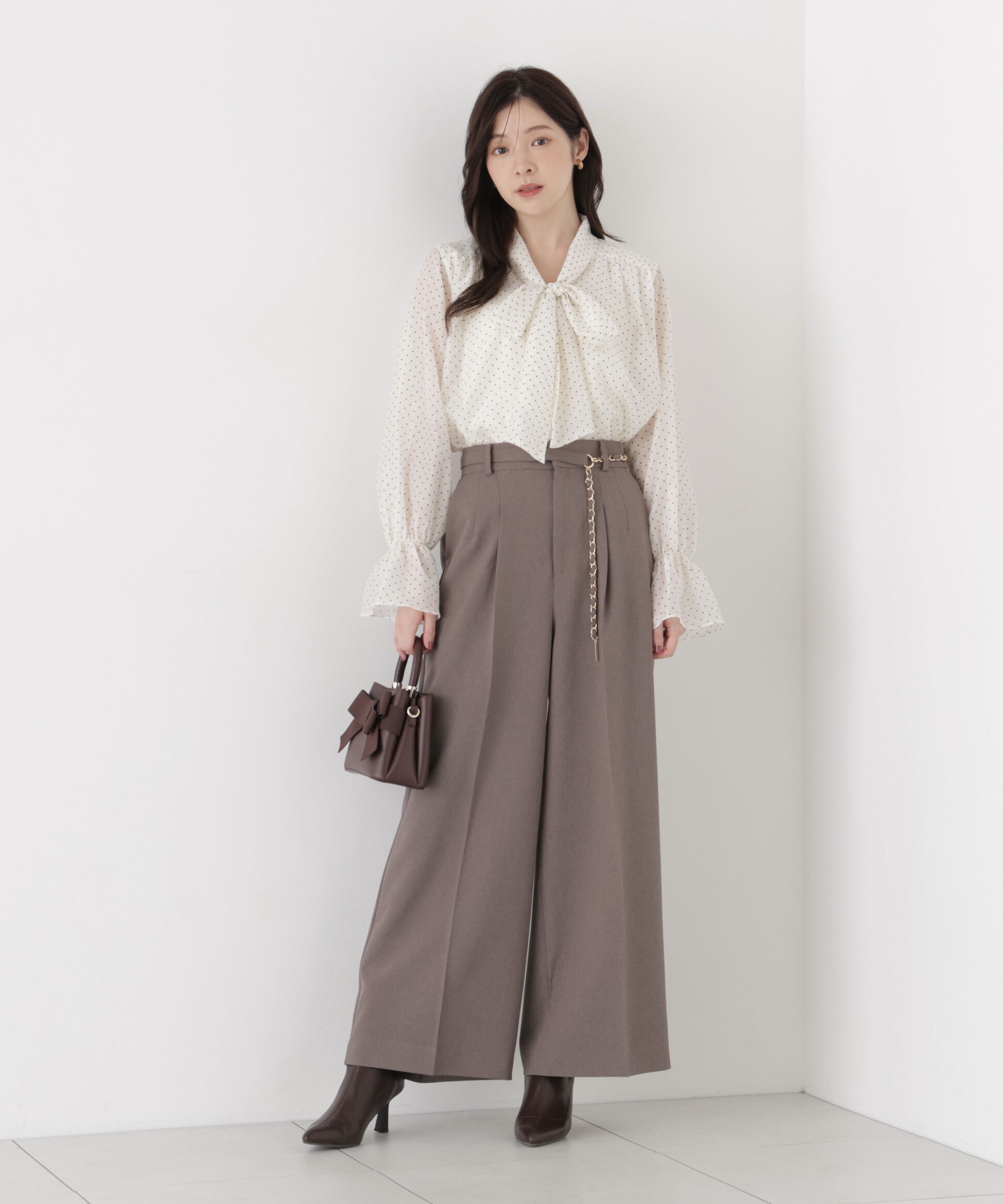 PROPORTION BODY DRESSING「＜加藤栞さん着用＞チェーンベルト付きワイドパンツ」|その他|