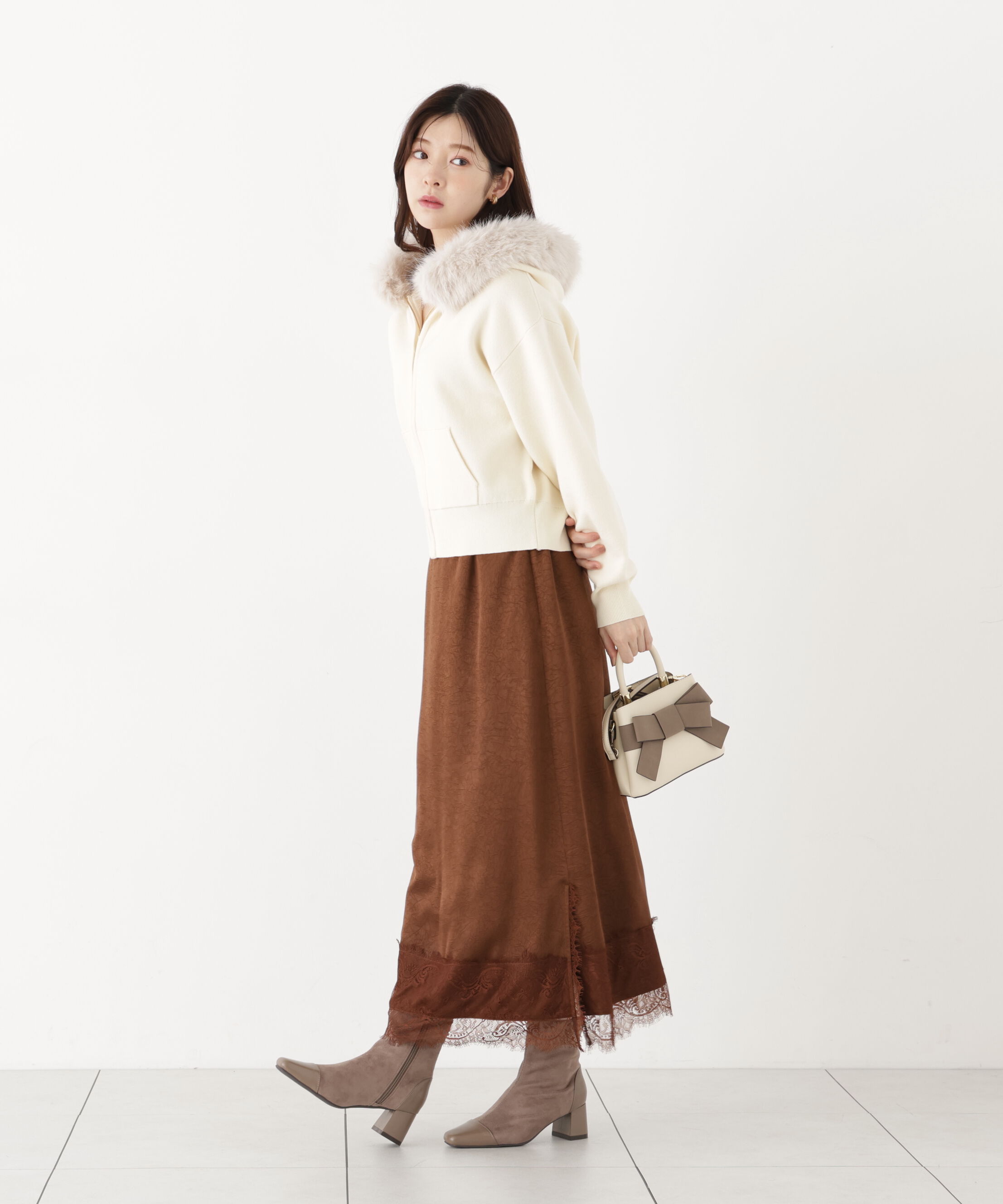 PROPORTION BODY DRESSING「フェイクファー付きニットパーカー 26AW」|ニット・セーター|