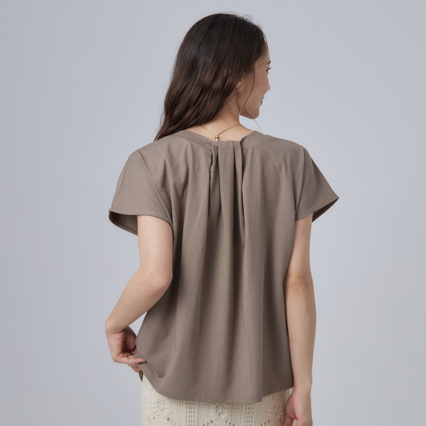 SHOO･LA･RUE「【前後2WAY/S-LL/洗濯機可】楽に着られて好印象 やわらかトップス」|Tシャツ・カットソー|