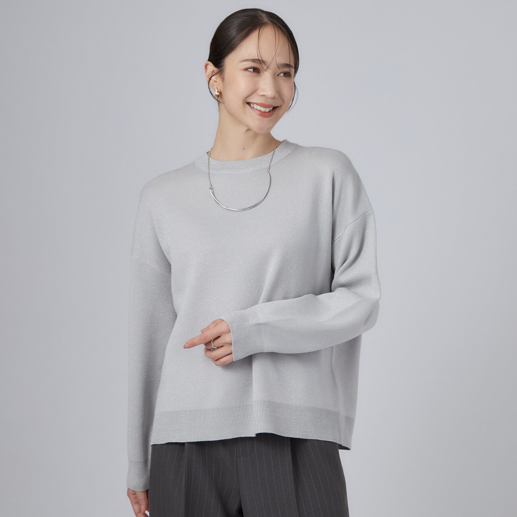 SHOO･LA･RUE「【S-LL/洗濯機可/体型カバー】繊細なラメが品よく華やか スウェットライクニット」|ニット・セーター|