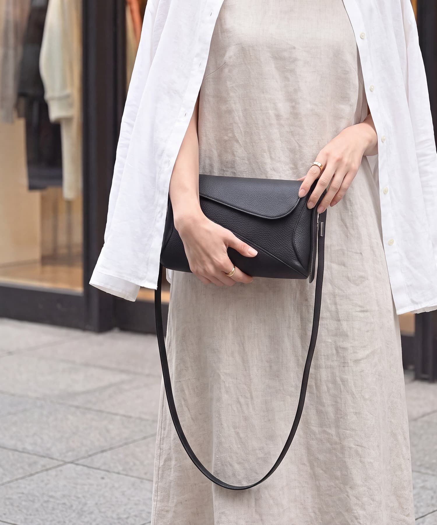 STYLE DELI「【DELI by】カーブフォルムの本革ミニショルダー」|ショルダー・メッセンジャー|