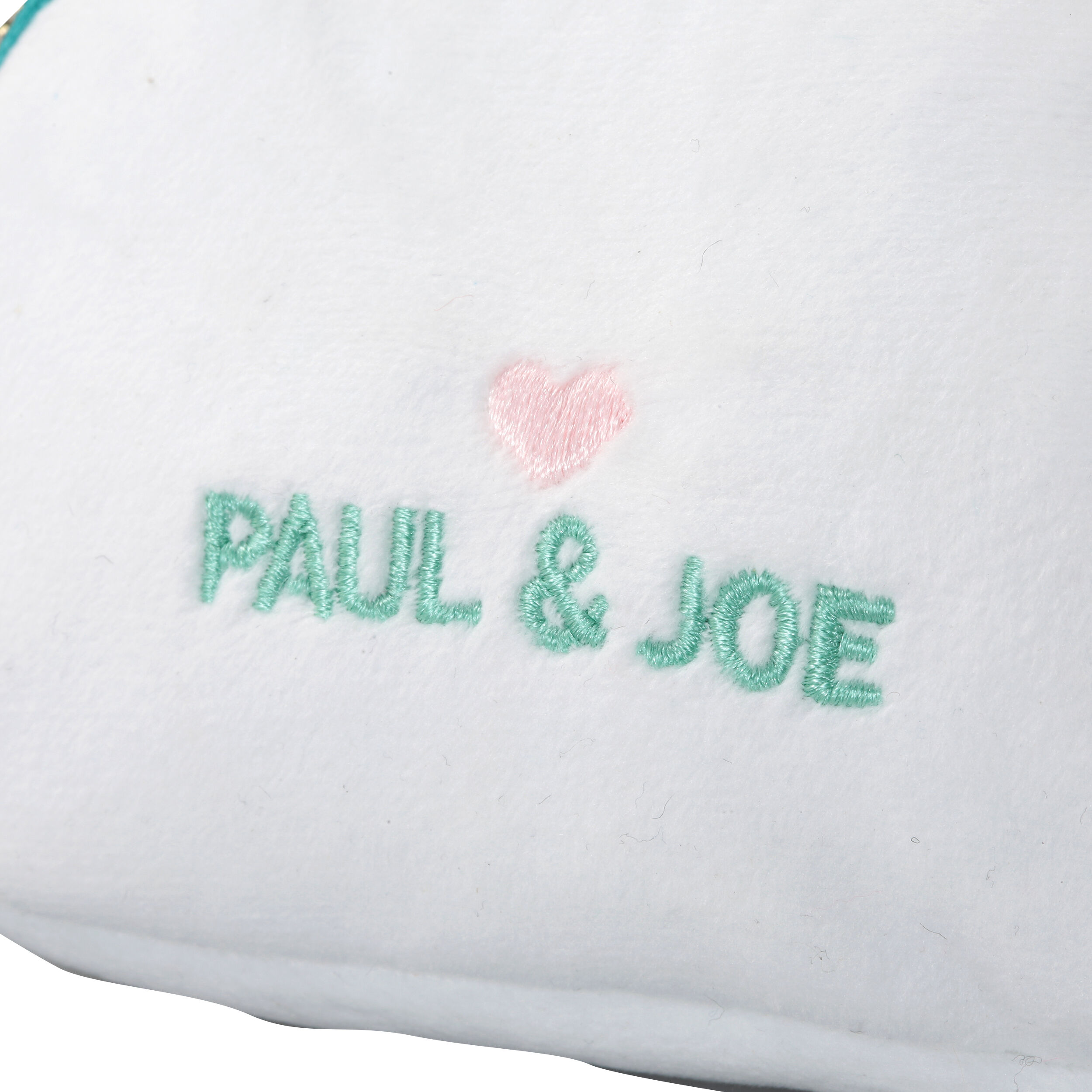 PAUL&JOE「ネコポーチ・Ｍ／ポール＆ジョー」|ポーチ|