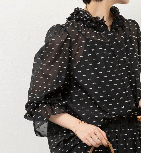 NOLLEY'S sophi「ウォッシャブルラメドットカットジャガードフリルネックブラウス」|シャツ・ブラウス|