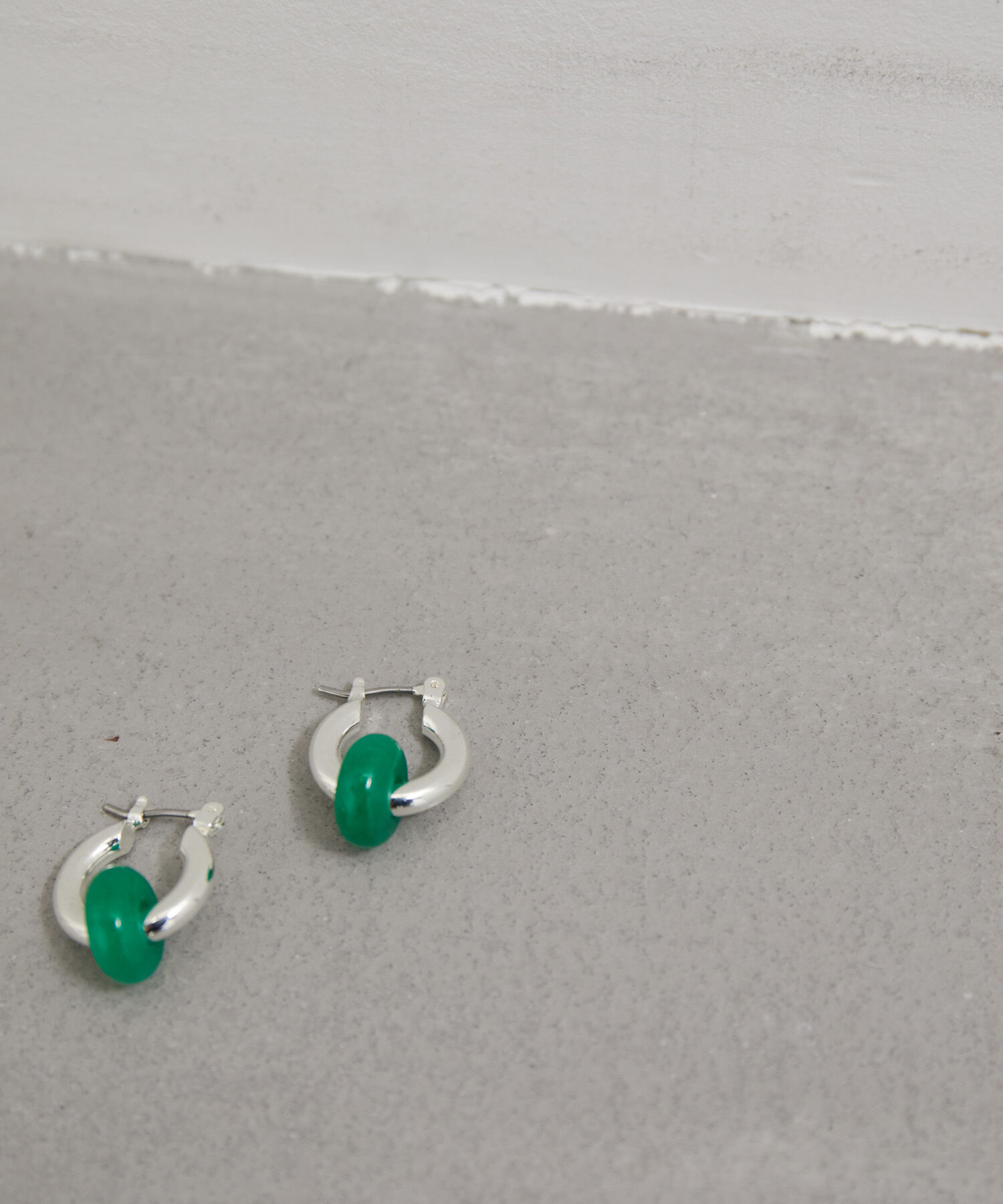 ADAM ET ROPE'「【LES BIJOUX】カラーリングフープピアス」|ピアス|グリーン(30)