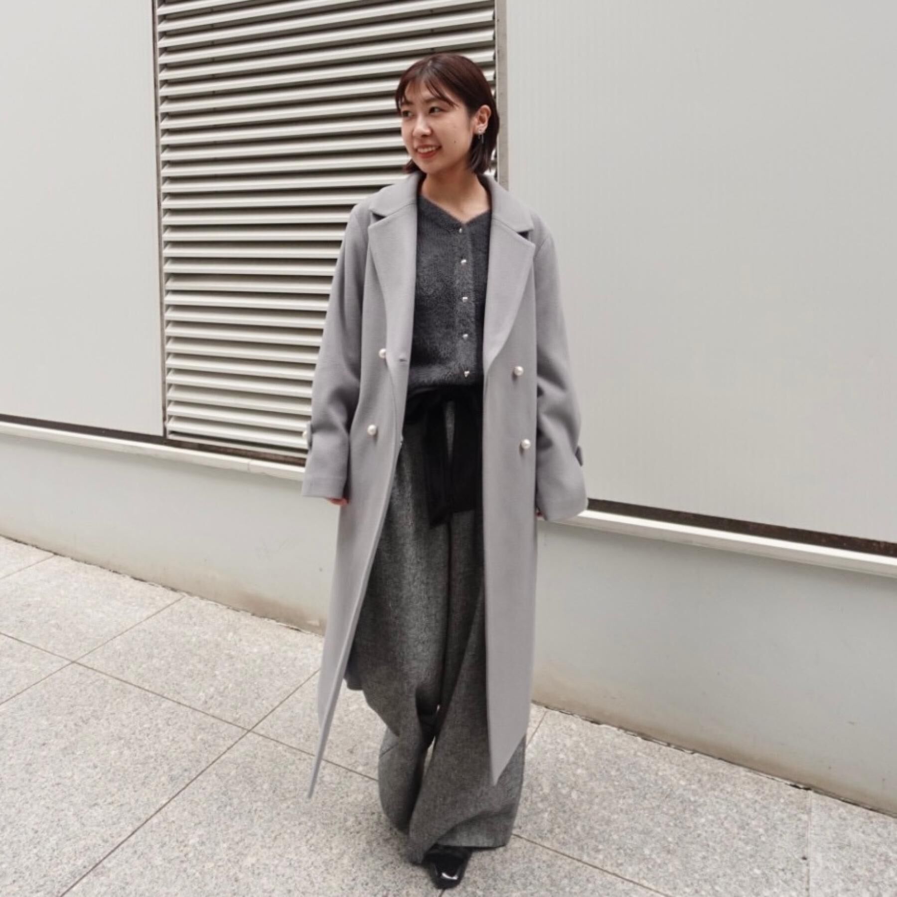 Couture broach「【大人上品・ベルト付き】パール調釦チェスターコート」|チェスターコート|