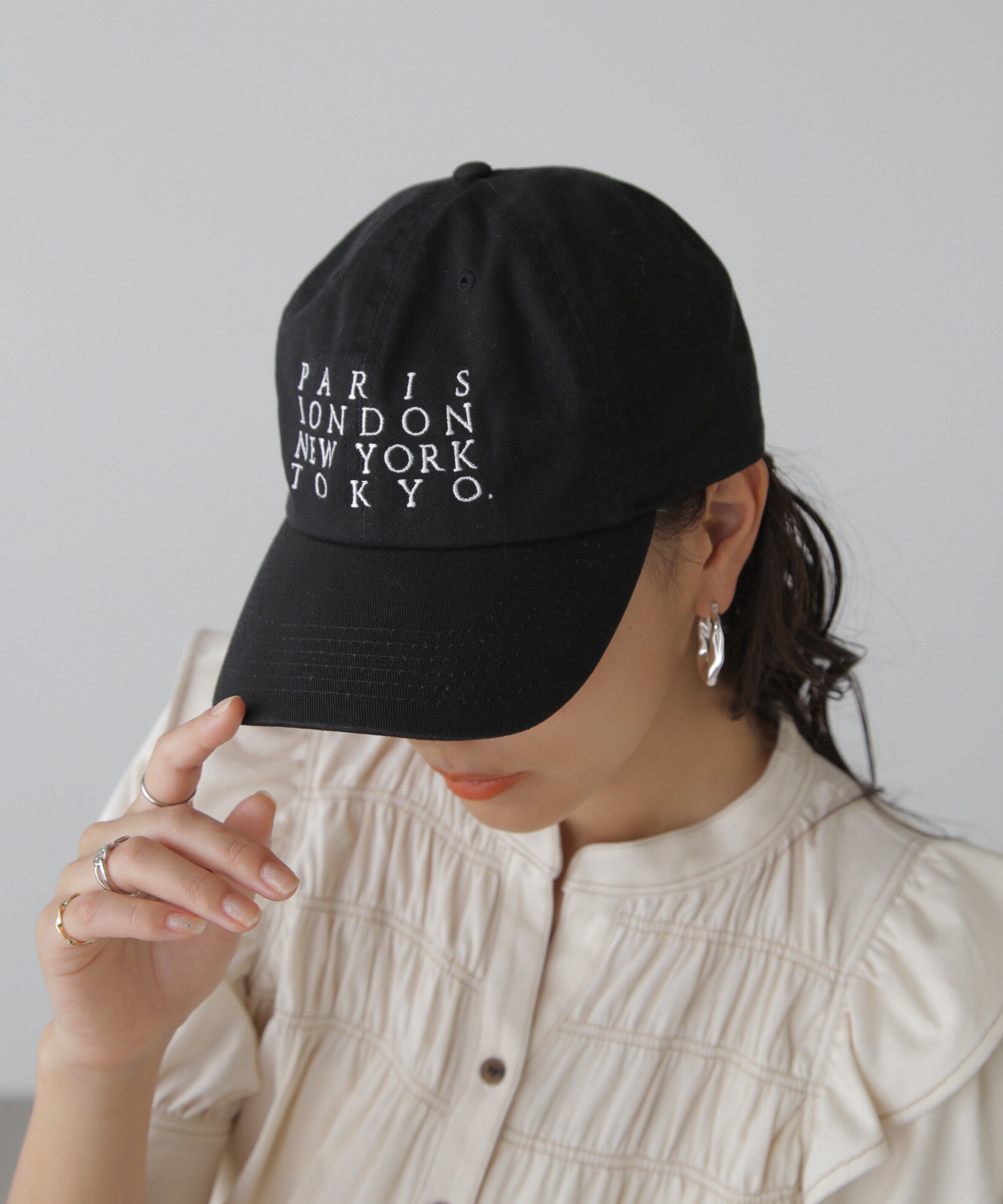  「ロゴ刺繍キャップ」|ソックス|ブラック