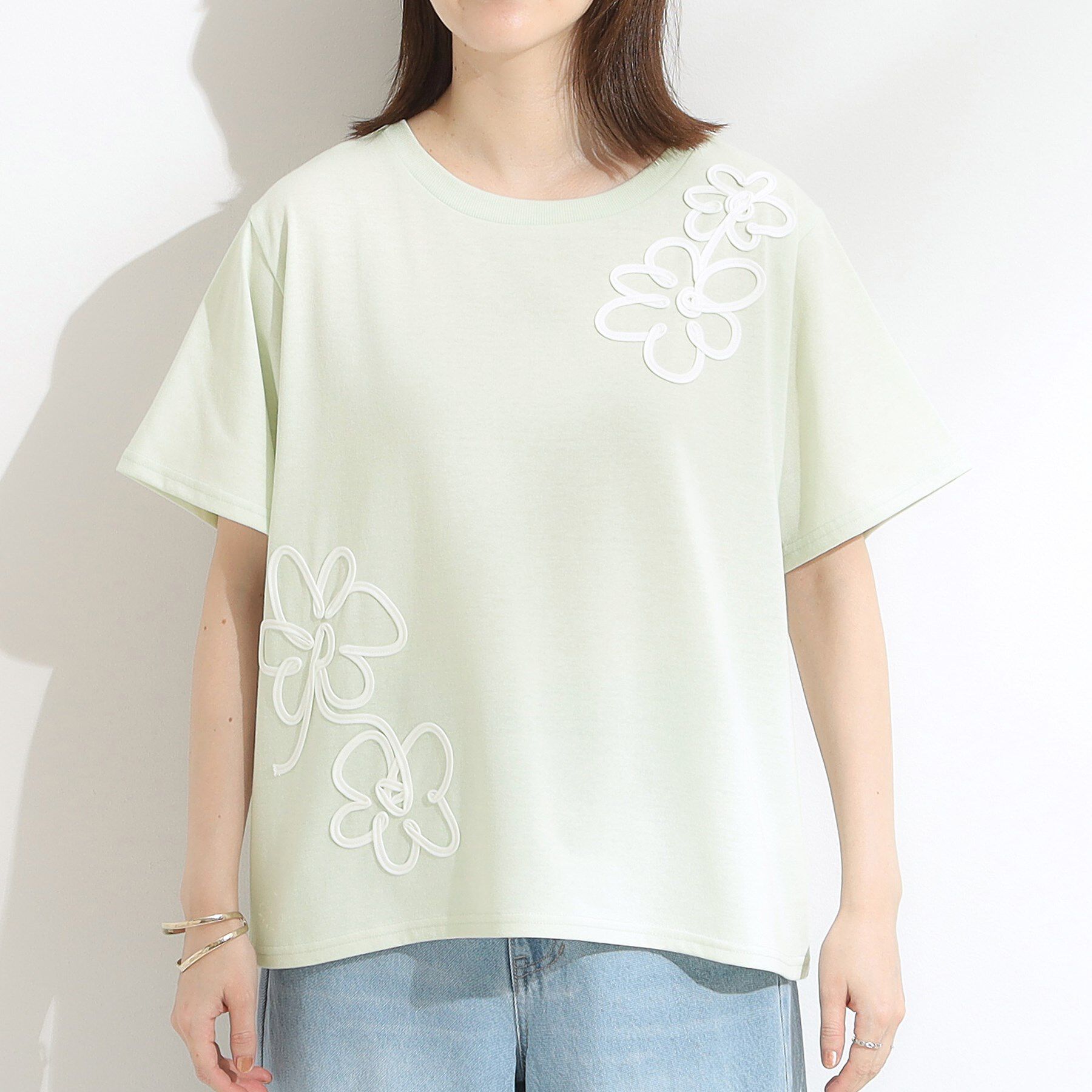 SHOO･LA･RUE「【S-LL】コーデの主役になる コード刺繍デザインＴシャツ」|Tシャツ・カットソー|