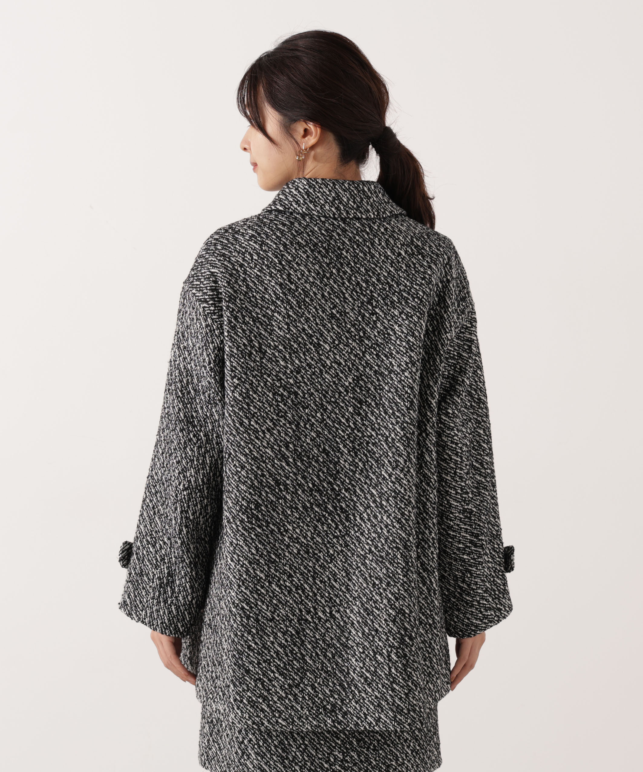 PROPORTION BODY DRESSING「金ボタン付きツイードミドルジャケット 25AW」|ブルゾン・スタジャン|