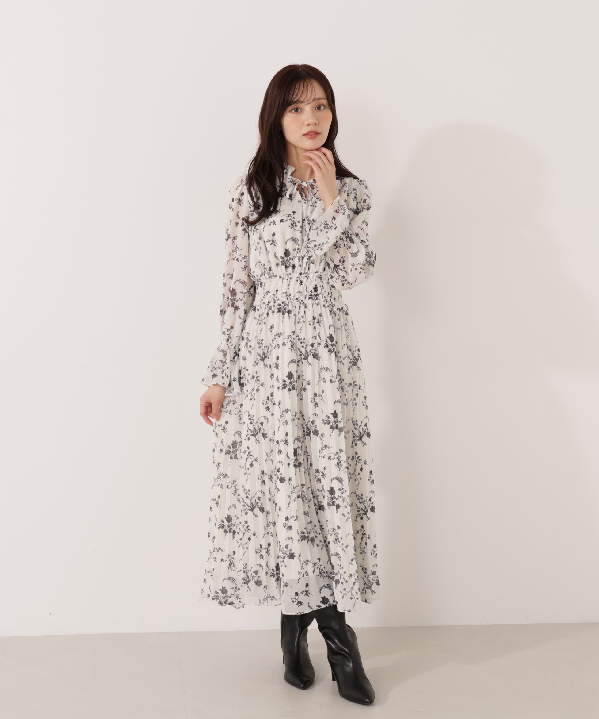 PROPORTION BODY DRESSING「花柄プリーツワンピース 25AW」|ワンピース|