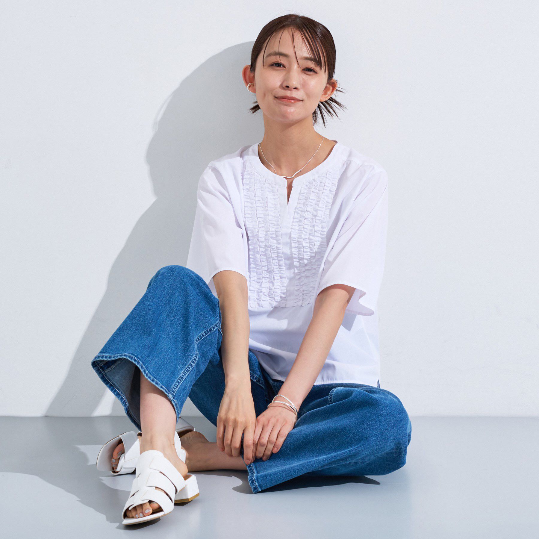 INDIVI「【洗える】胸元タックフリルブラウス」|シャツ・ブラウス|