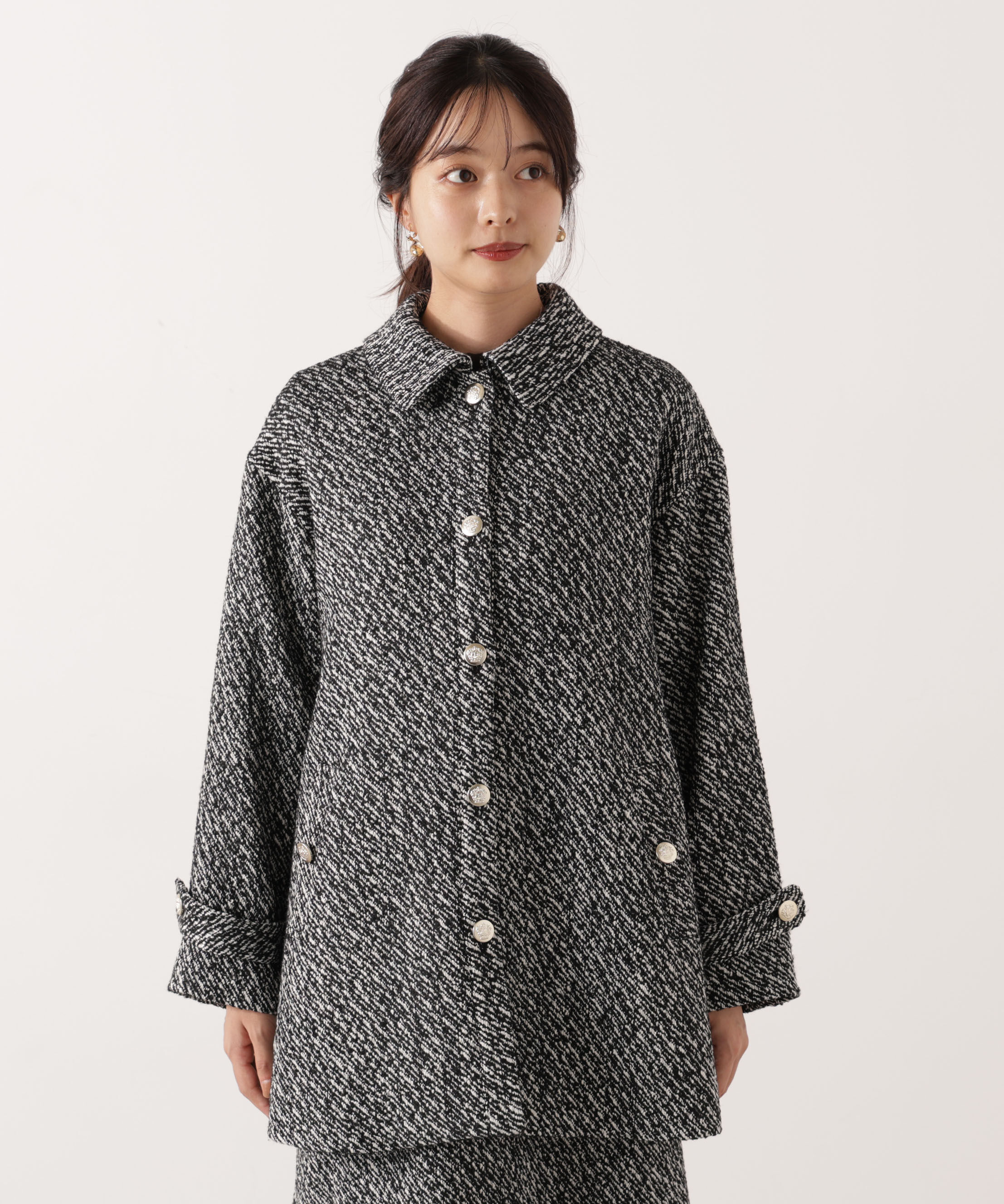 PROPORTION BODY DRESSING「金ボタン付きツイードミドルジャケット 25AW」|ブルゾン・スタジャン|