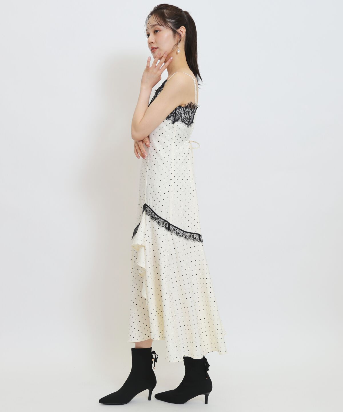 WILLSELECTION「レーストリムラッフルキャミワンピース」|ワンピース|