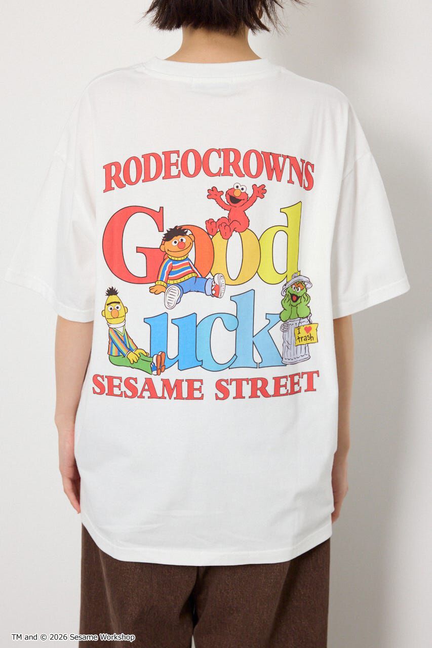 RODEO CROWNS「（UNISEX）(SESAMESTREET)GoodLuckTシャツ」|Tシャツ・カットソー|
