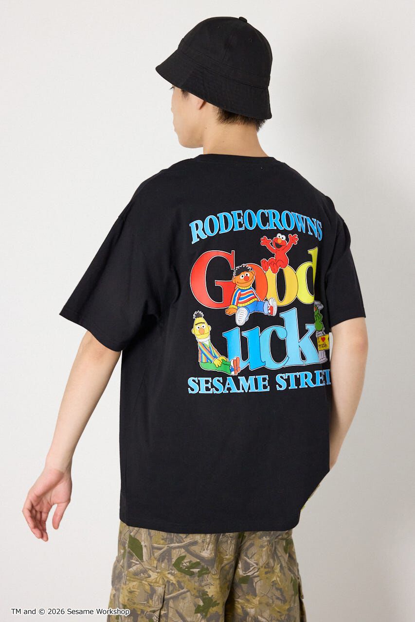 RODEO CROWNS「（UNISEX）(SESAMESTREET)GoodLuckTシャツ」|Tシャツ・カットソー|