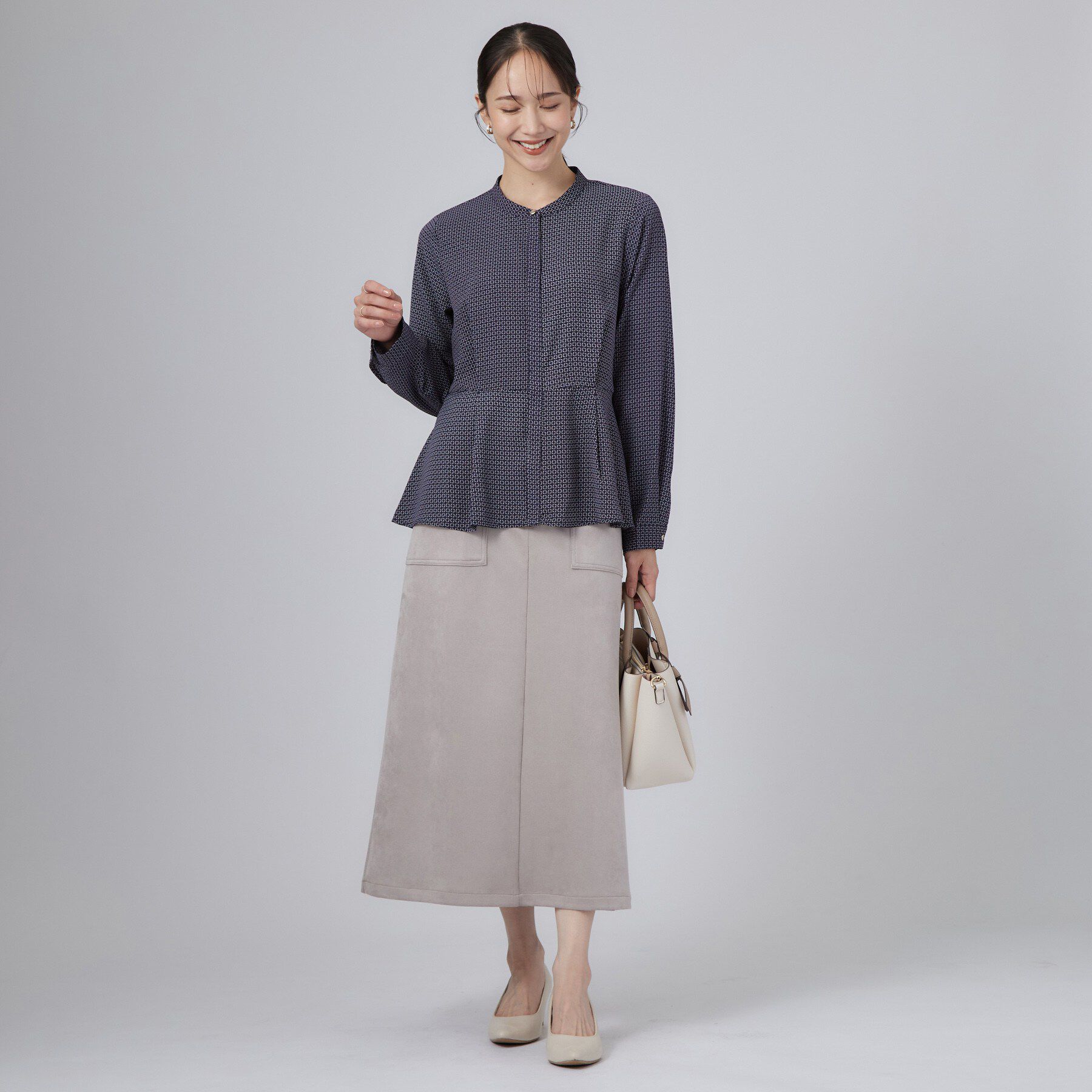 SHOO･LA･RUE「【S-LL/洗濯機可/通勤】インせず着られる ウエストタックペプラムブラウス」|シャツ・ブラウス|