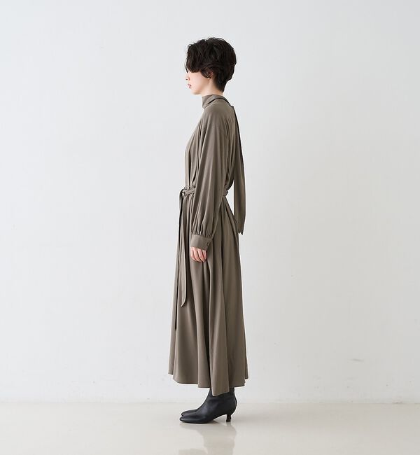Rouge vif「スタンドネックウエストマークワンピース/共布ベルト付き【予約】」|ワンピース|
