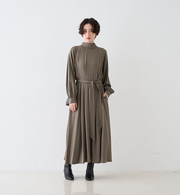 Rouge vif「スタンドネックウエストマークワンピース/共布ベルト付き【予約】」|ワンピース|