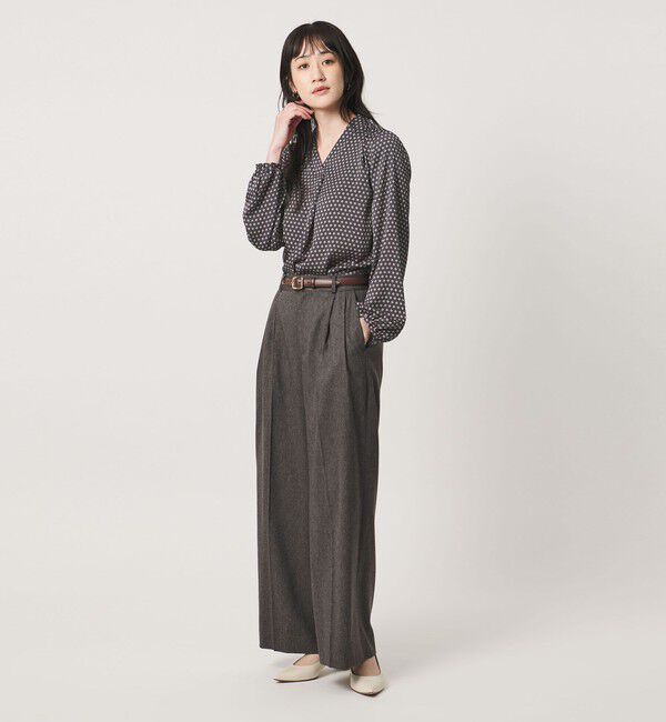 UNITED ARROWS「サテン ドレープ Vネック ブラウス」|シャツ・ブラウス|