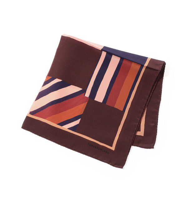 TOMORROWLAND GOODS「TOMORROWLAND シルク パッチワークマルチプリントポケットチーフ」|バンダナ・スカーフ|46 ブラウン系