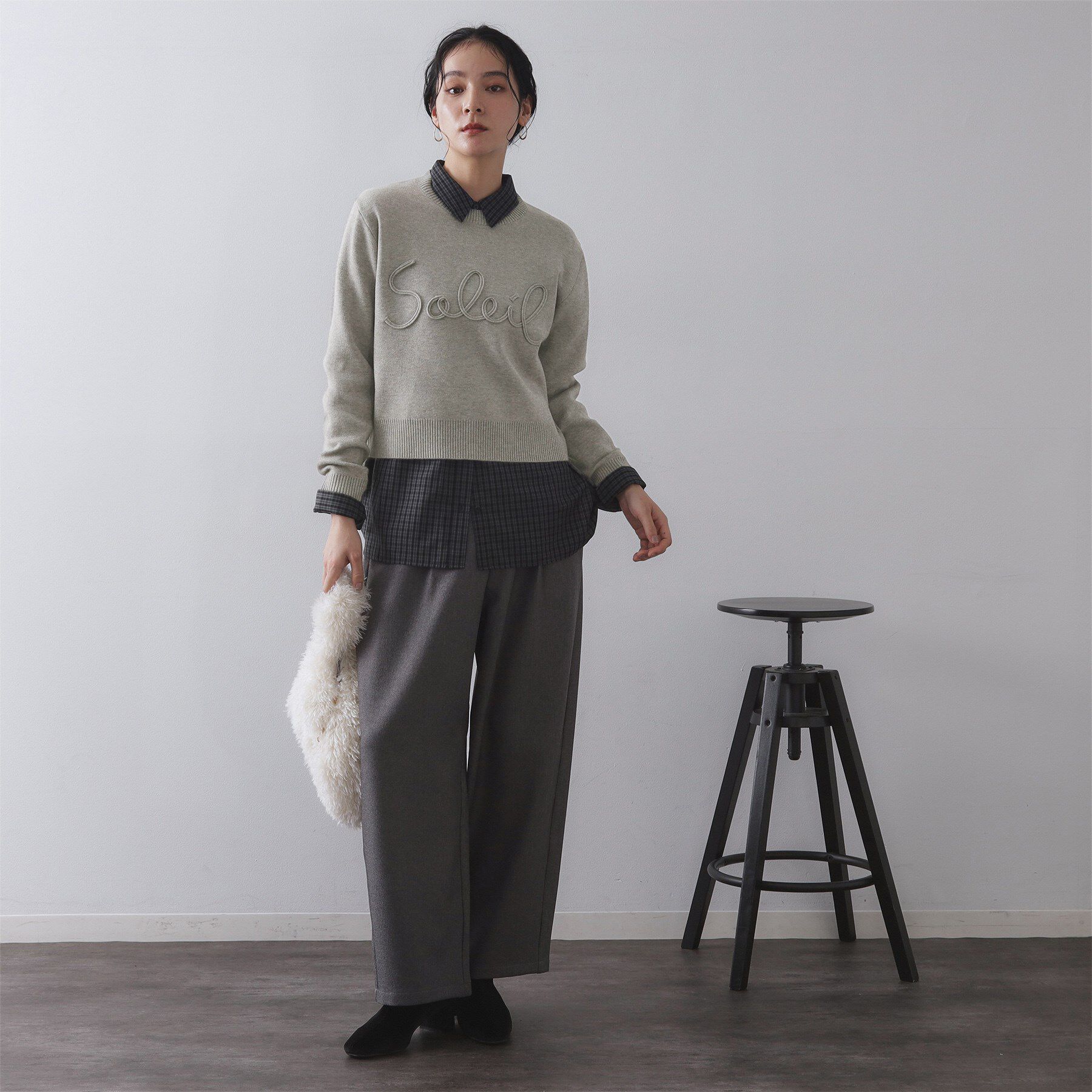OPAQUE.CLIP「チェーン刺繍ロゴニット【洗濯機OK】」|ニット・セーター|