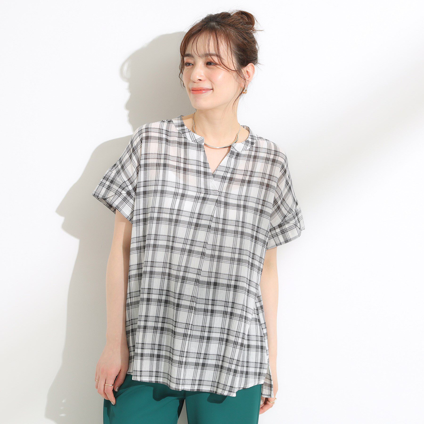 SHOO･LA･RUE「【S-LL】きれいに体型カバー さらシャリコットン スキッパーシャツ」|シャツ・ブラウス|