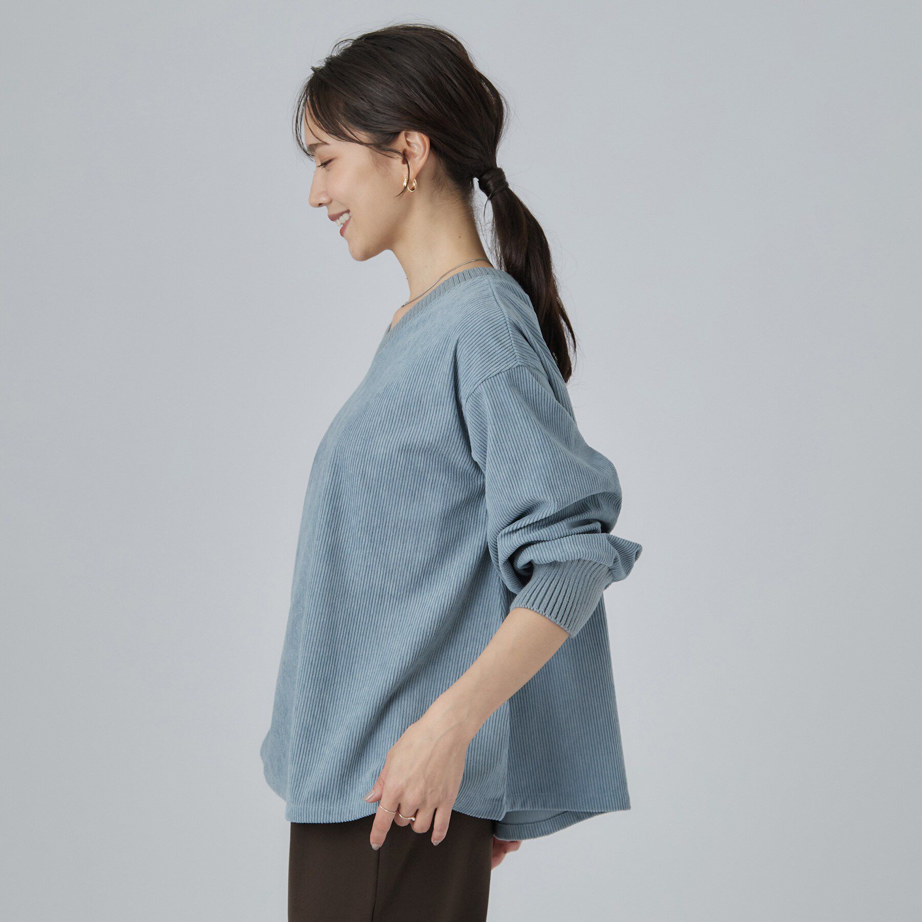 SHOO･LA･RUE「【S-LL/洗濯機可/前後2WAY】大人カジュアルにきまる コーデュロイトップス」|Tシャツ・カットソー|