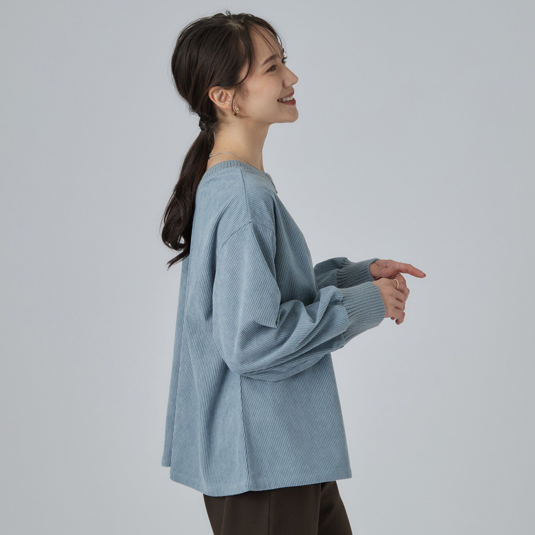 SHOO･LA･RUE「【S-LL/洗濯機可/前後2WAY】大人カジュアルにきまる コーデュロイトップス」|Tシャツ・カットソー|