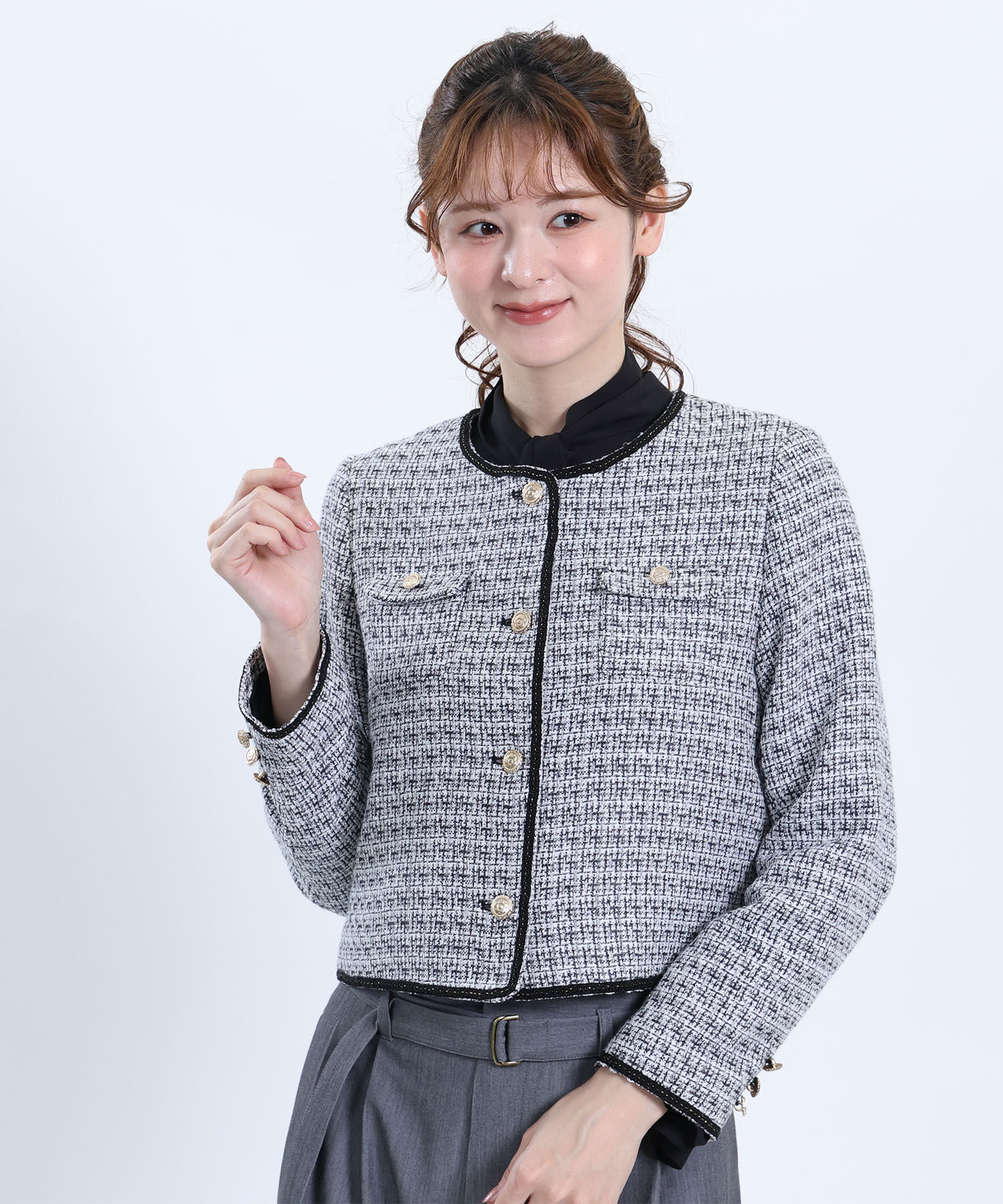 MARY QUANT「ゴールドボタンツイード ジャケット」|ノーカラージャケット|ホワイト