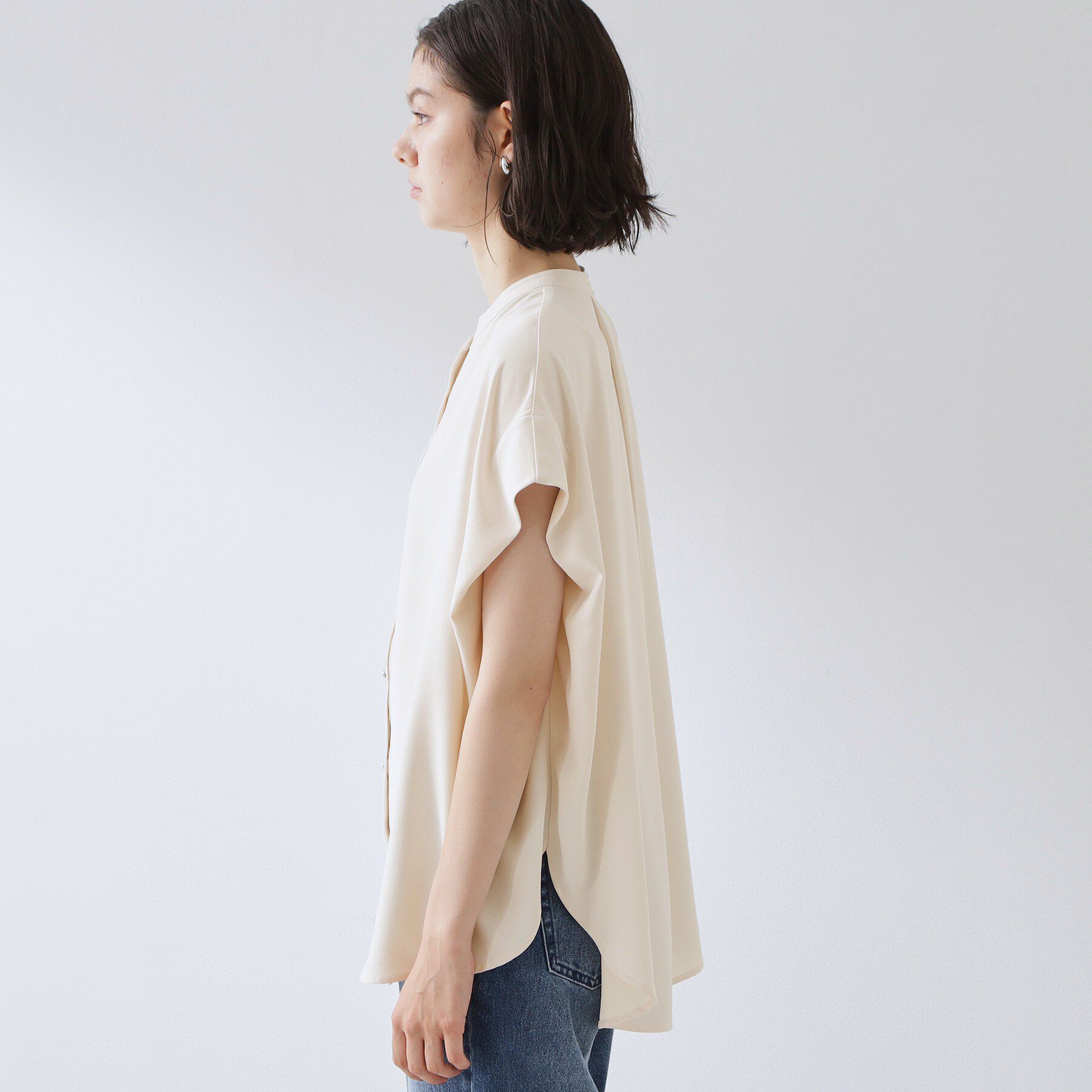 THE SHOP TK「【防シワ/UV/セットアップ可】やみつきになる とろみバンドカラーブラウス」|シャツ・ブラウス|