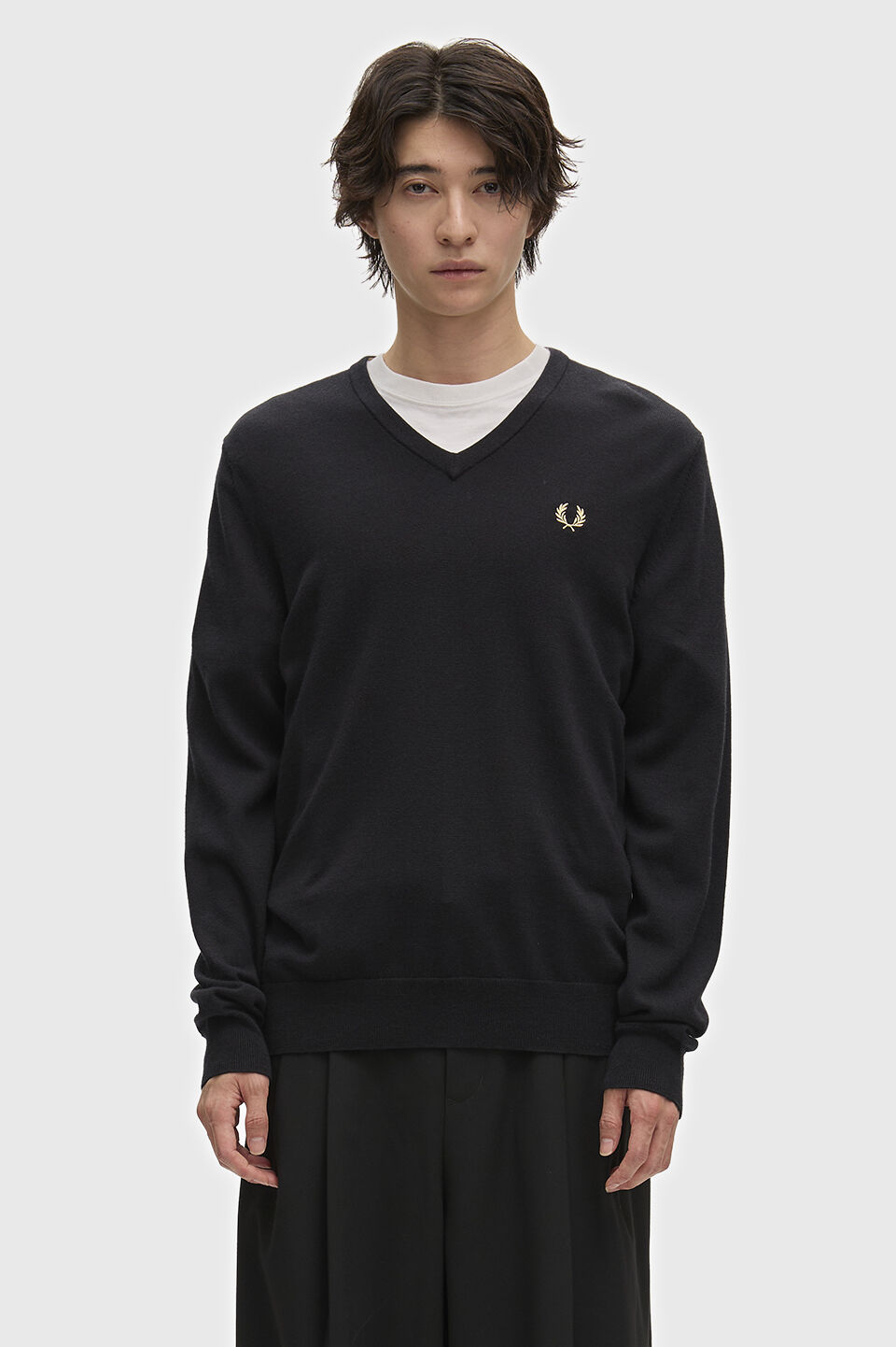FRED PERRY 「FRED PERRY／Classic V Neck Sweater／ワンポイントロゴ刺繍 クラシックVネックニット」|ニット・セーター|
