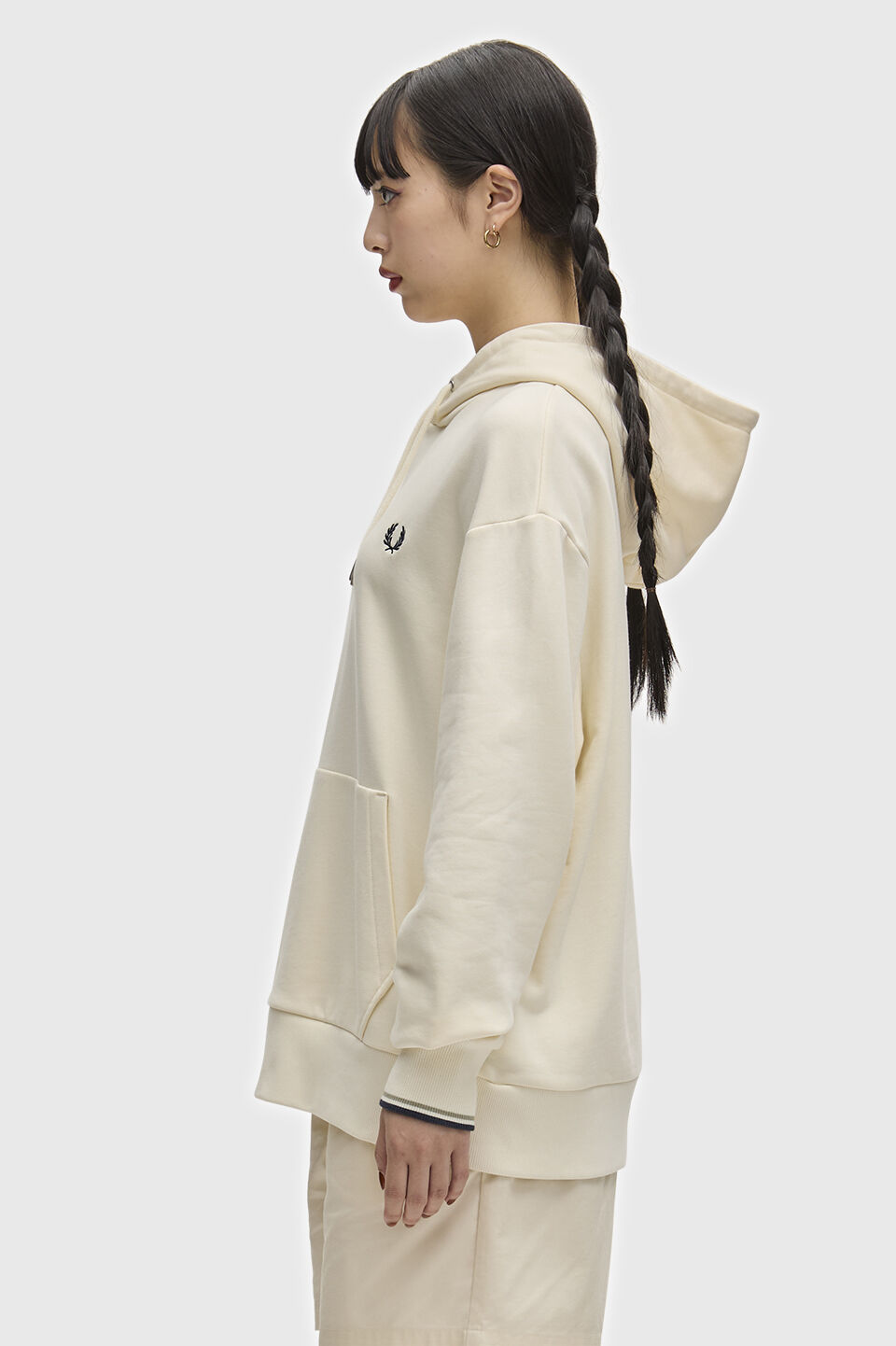 FRED PERRY 「FRED PERRY／Tipped Hooded Sweatshirt／ワンポイントロゴ刺繍 フードスウェット」|スウェット・ジャージ|