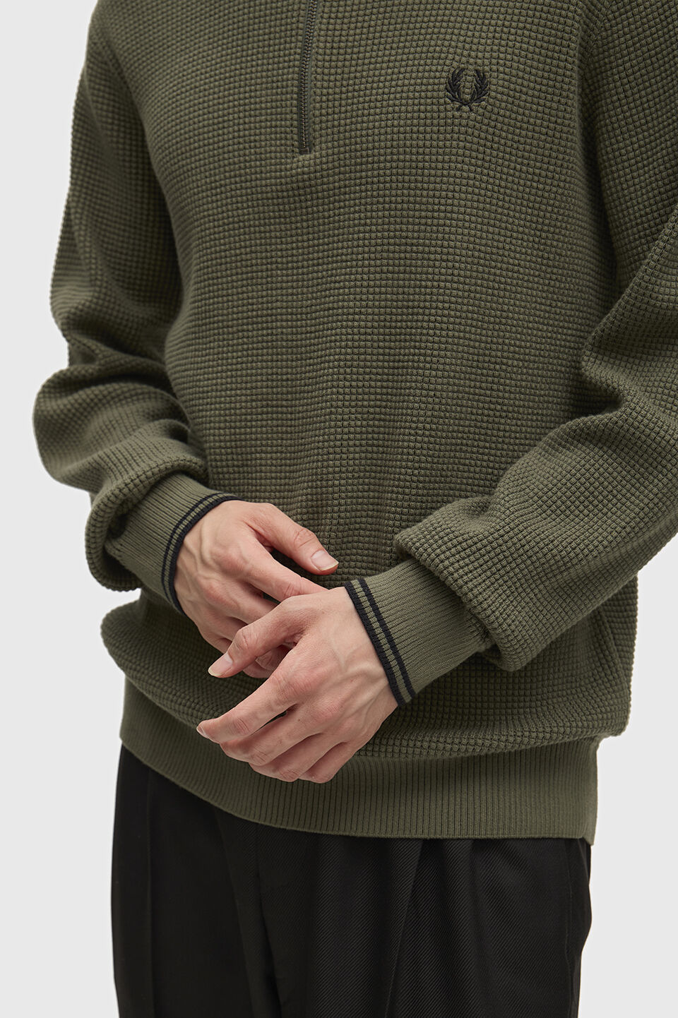 FRED PERRY 「FRED PERRY／Waffle Stitch Half Zip Jumper／ワッフルステッチハーフジップニット」|ニット・セーター|