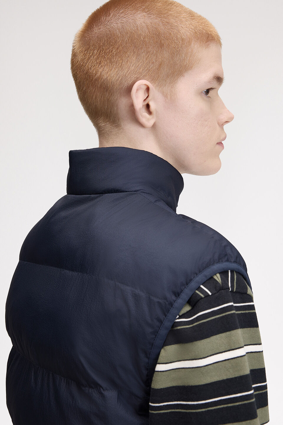 FRED PERRY 「FRED PERRY／Insulated Gilet／ワンポイントロゴ インサレート 中綿ベスト」|ダウンベスト・ベスト|
