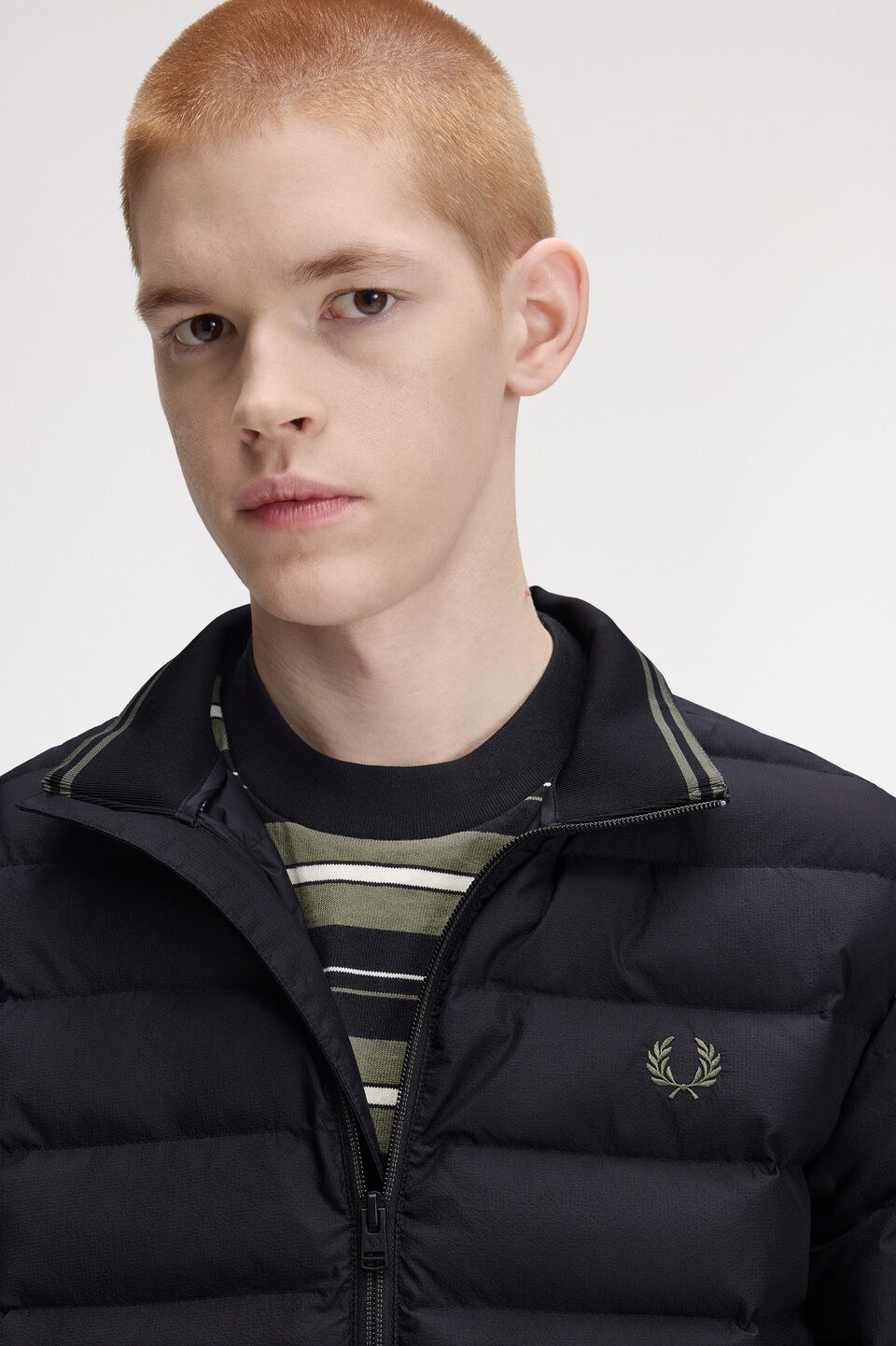 FRED PERRY 「FRED PERRY／Raglan Sleeve Padded Jacket／ワンポイントロゴ ラグランスリーブ中綿ジャケット」|その他|