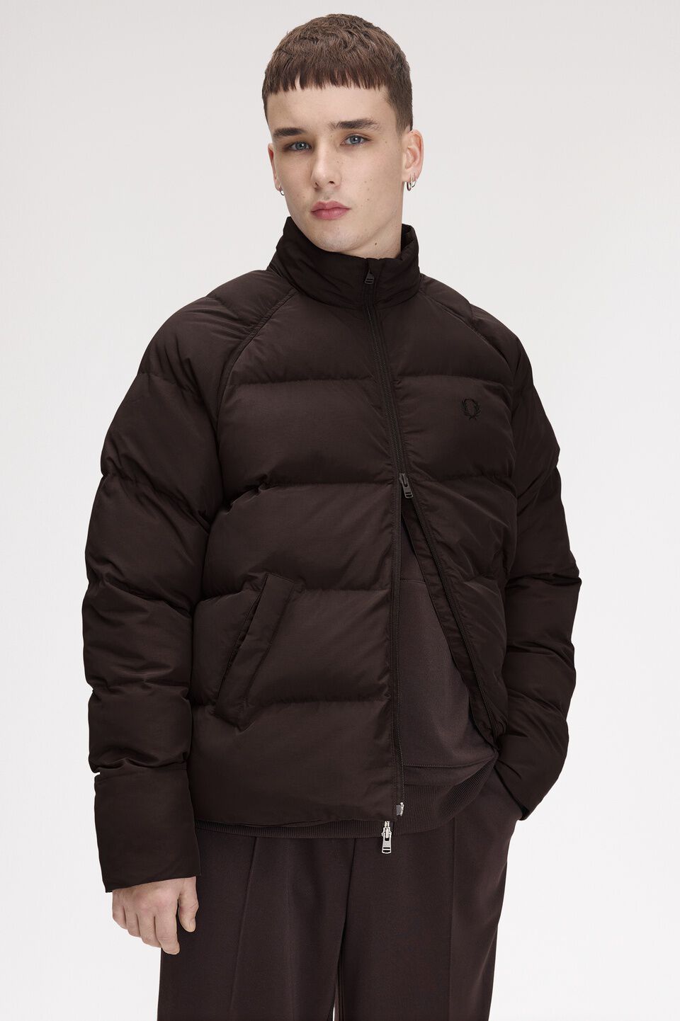 FRED PERRY 「FRED PERRY／Raglan Sleeve Padded Jacket／ワンポイントロゴ ラグランスリーブ中綿ジャケット」|その他|