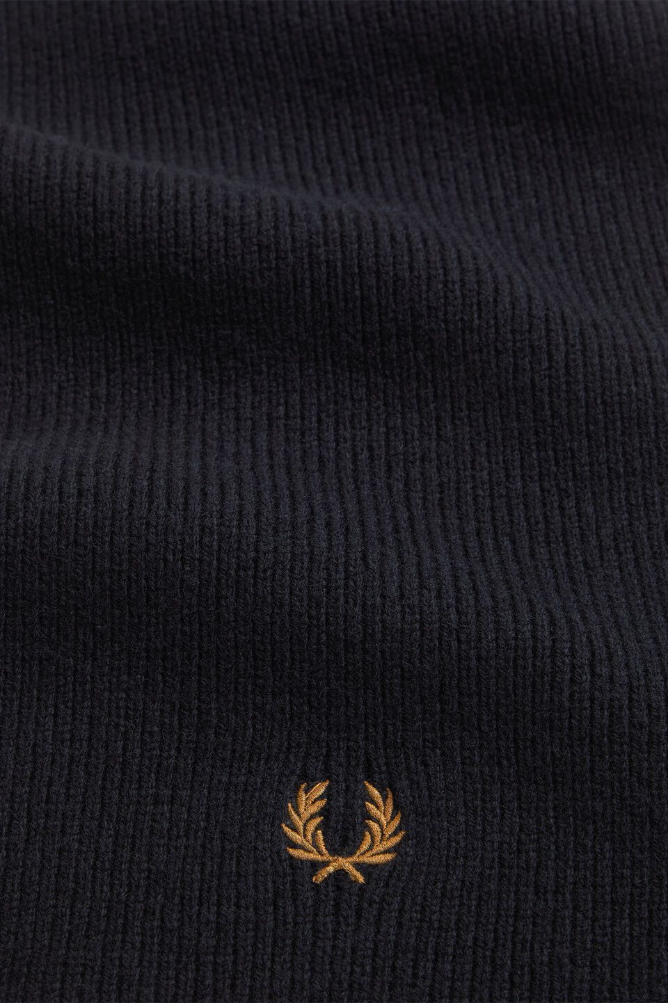FRED PERRY 「FRED PERRY／Classic Wool Scarf／ワンポイントロゴ クラシックウールマフラー」|マフラー|