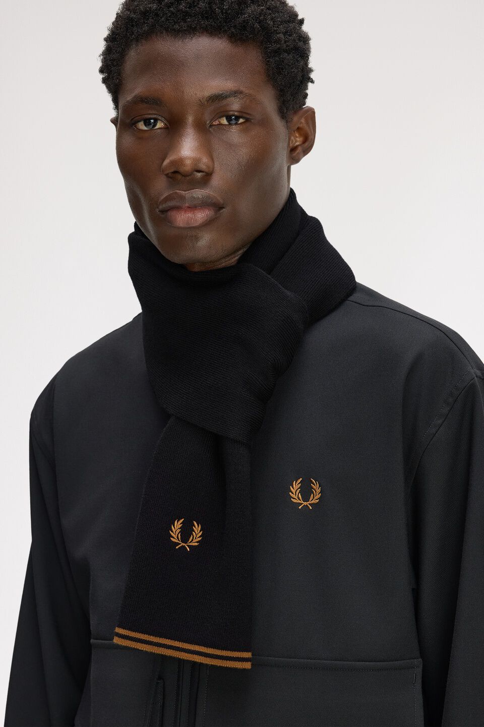 FRED PERRY 「FRED PERRY／Twin Tipped Merino Wool Scarf／ツインティップライン ニットマフラー」|マフラー|