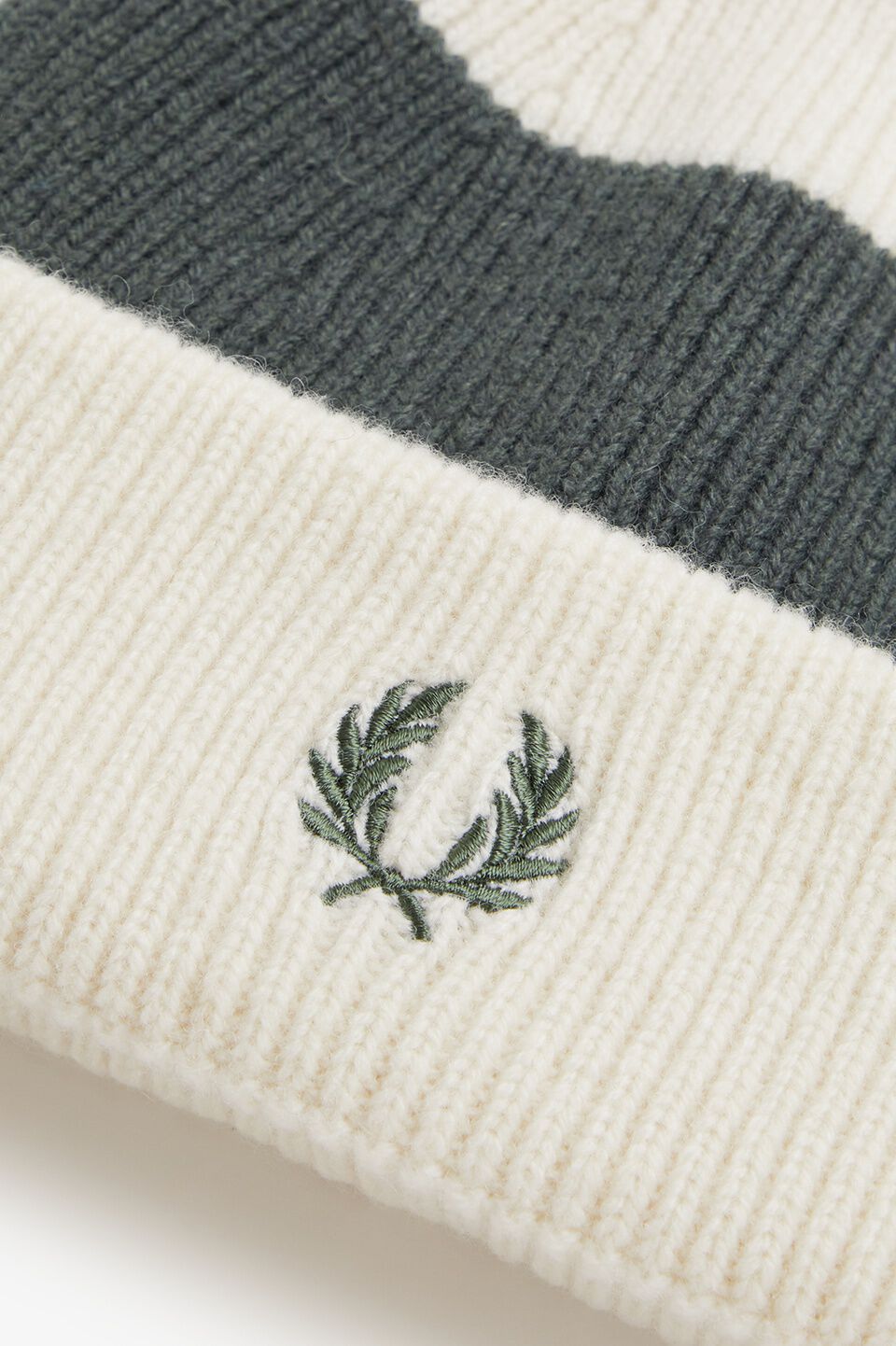FRED PERRY 「FRED PERRY／Bold Stripe Ribbed Beanie／ストライプリブビーニー」|ニット帽|