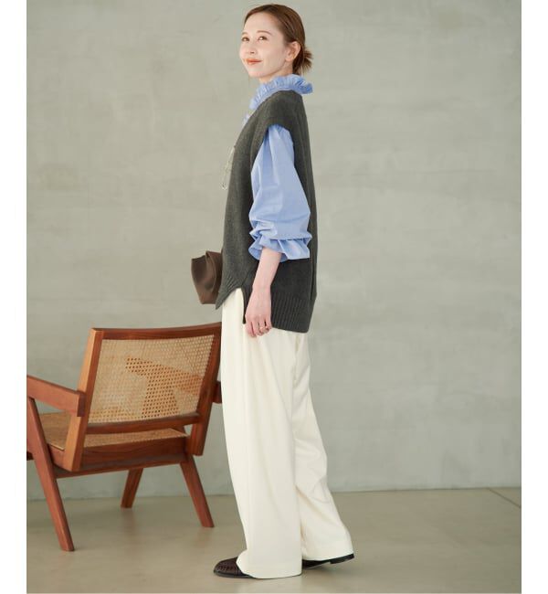 SLOBE IENA「《WEB限定カラーあり》Vネックフリル ボリュームスリーブブラウス」|シャツ・ブラウス|